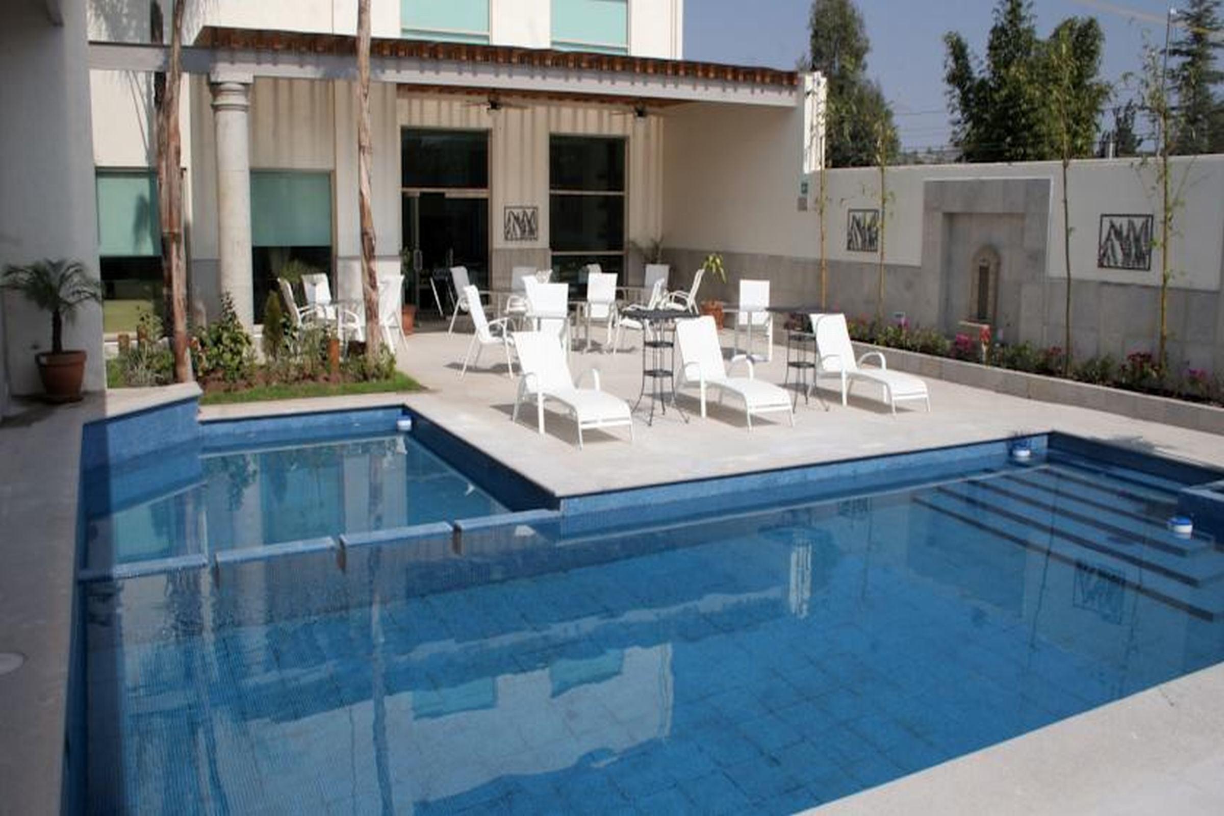 Vista Piscina Best Western Tequisquiapan