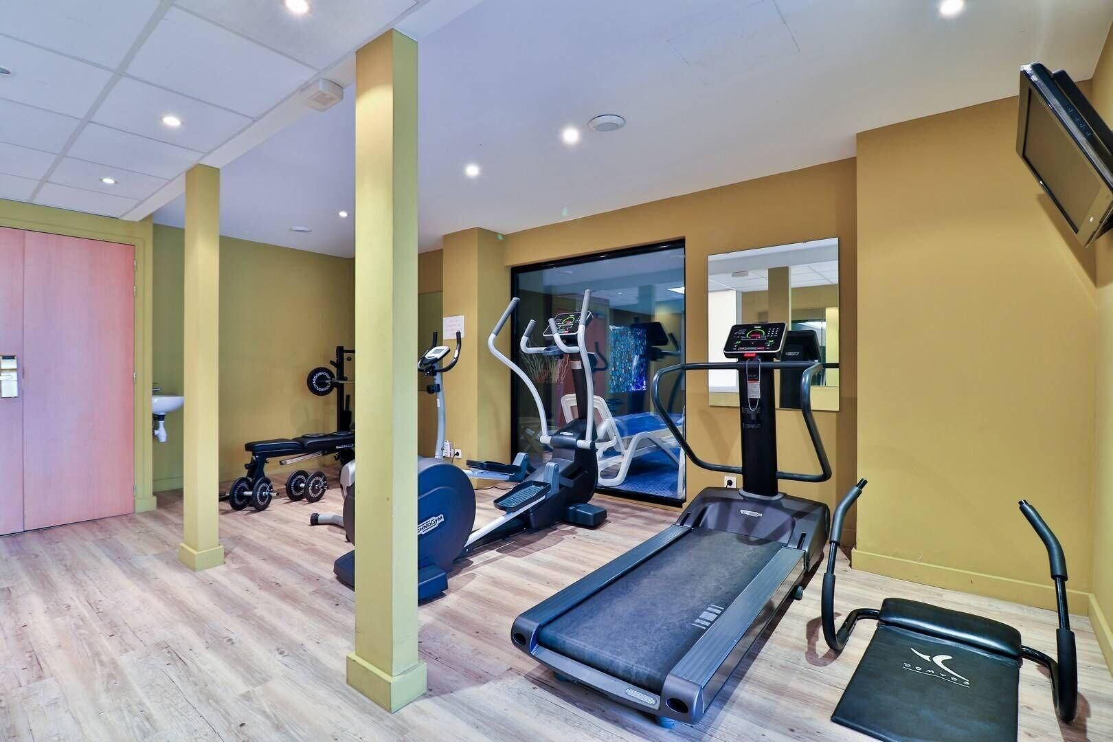 Gimnasio Holidays & Work Les Plages