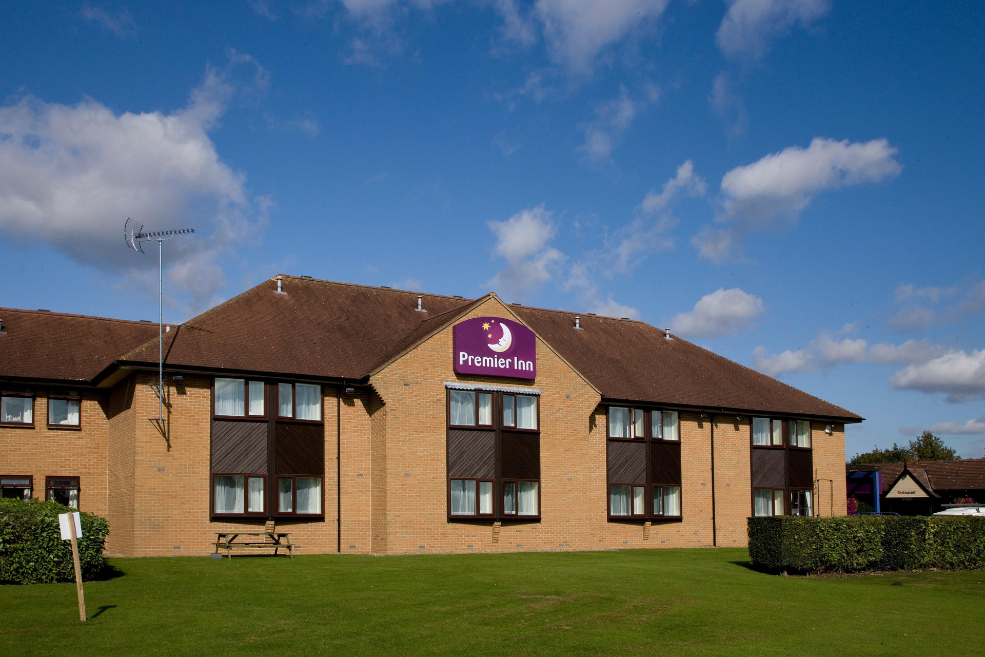 Varios Premier Inn Northampton West - Harpole