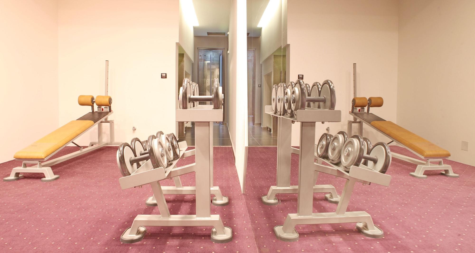 Gimnasio Nova City Hotel Signature Collection