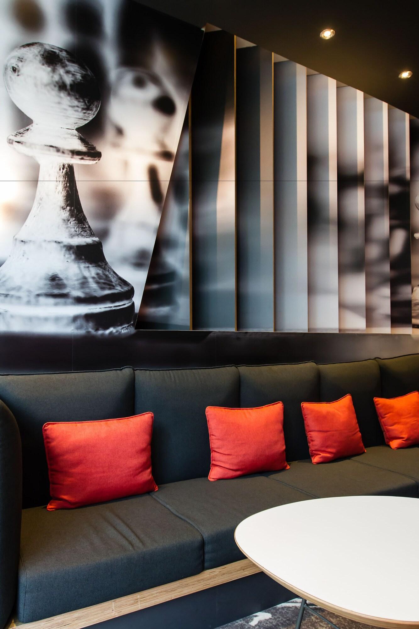 Vista Lobby ibis Lisboa Parque das Naçoes