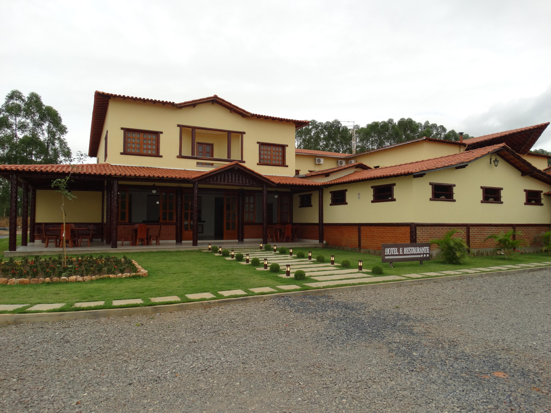 Vista Exterior Hotel, Restaurante e Cachaçaria Sabor de Minas