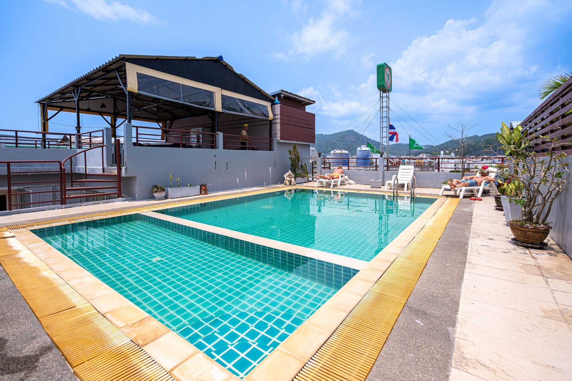 Vista Exterior Santi White House Patong Hotel