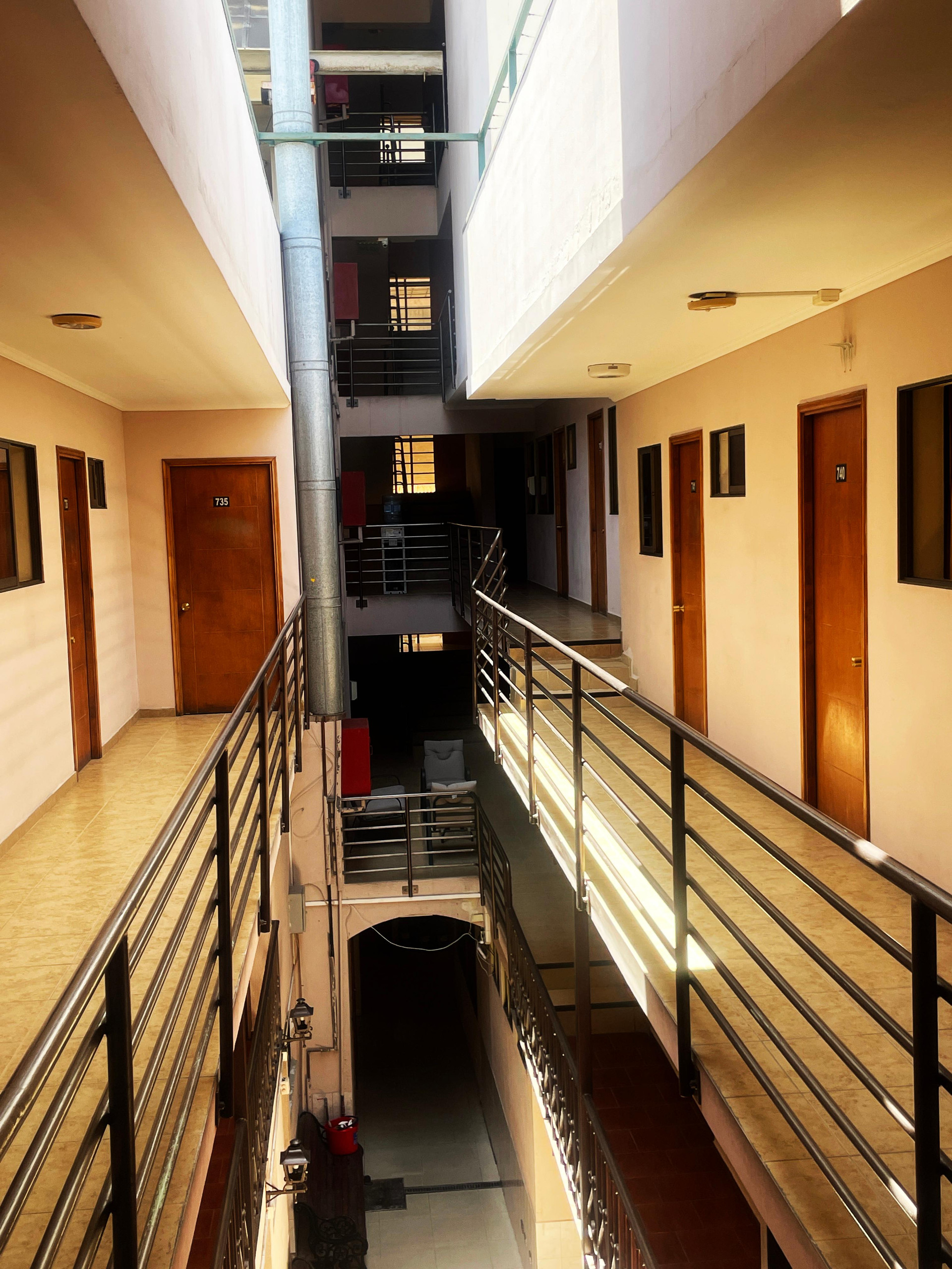 Corredores / Escaleras Hotel Nikyasan