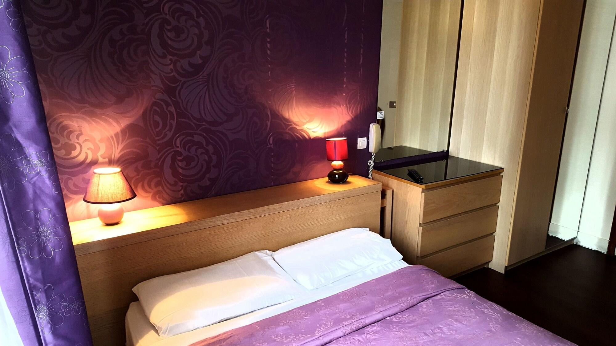 Habitación Hôtel Media