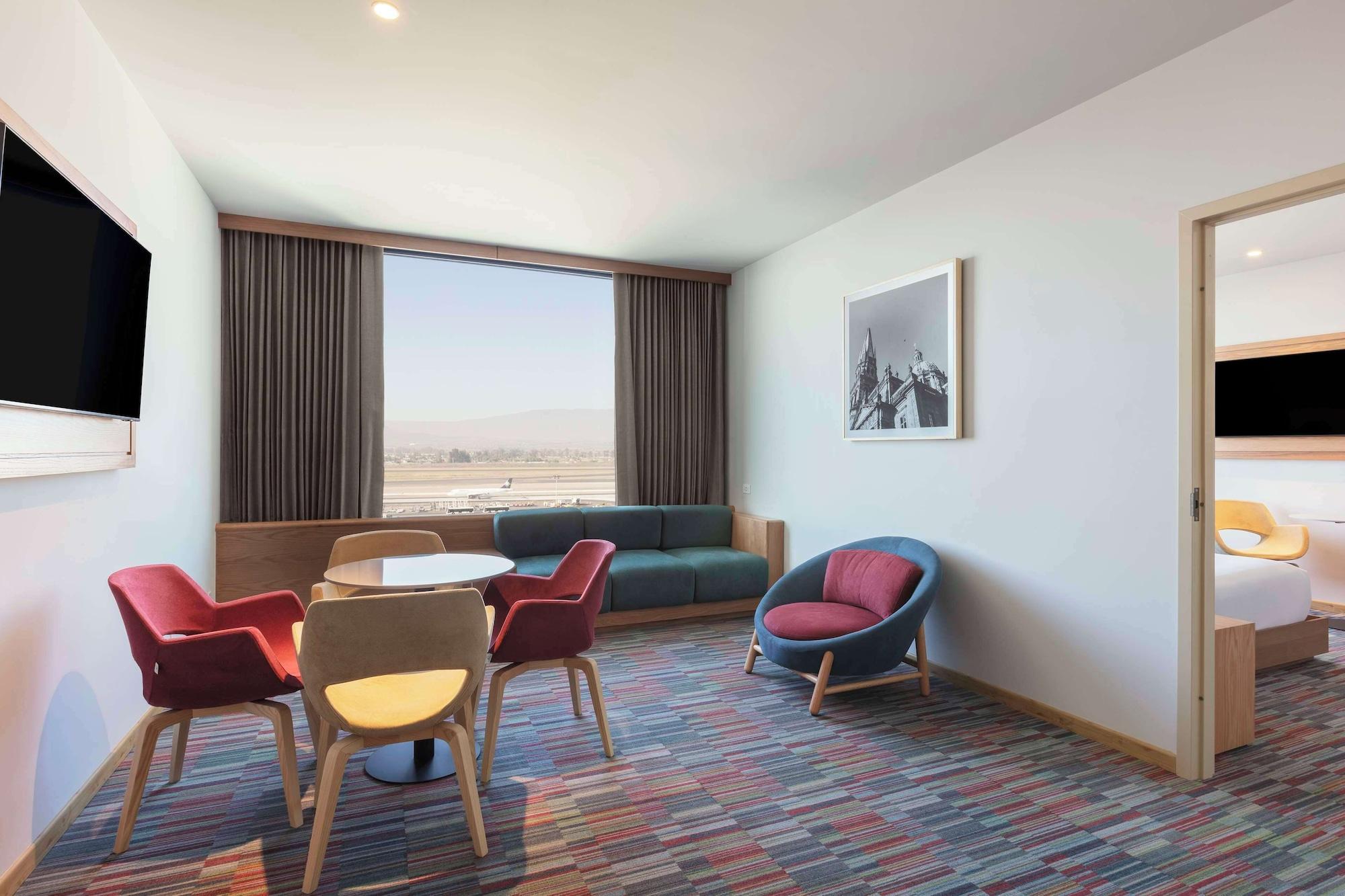Comodidades del Alojamiento Hilton Garden Inn Guadalajara Airport