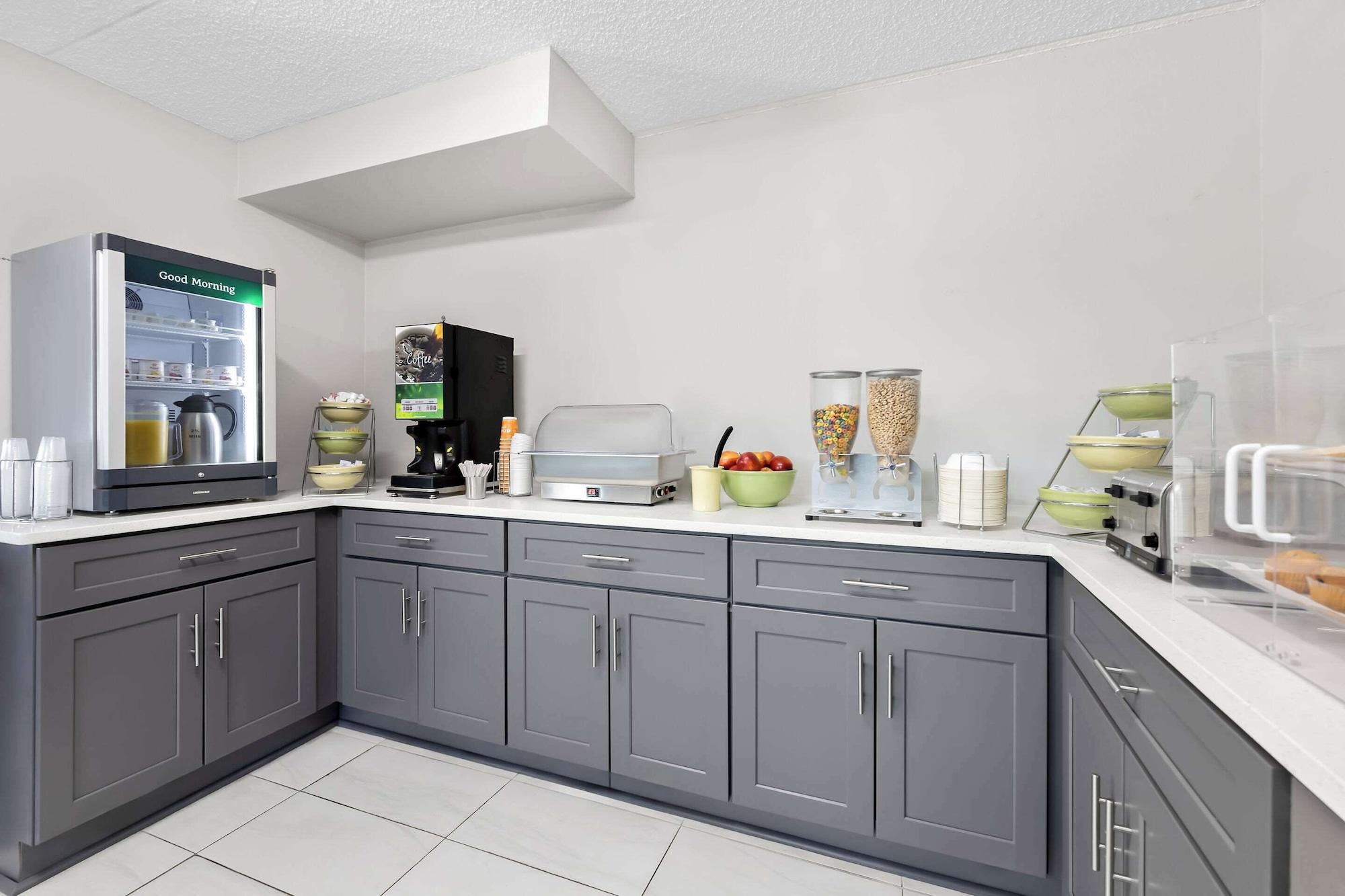 Restaurant Quality Inn Nashville - Opryland Area