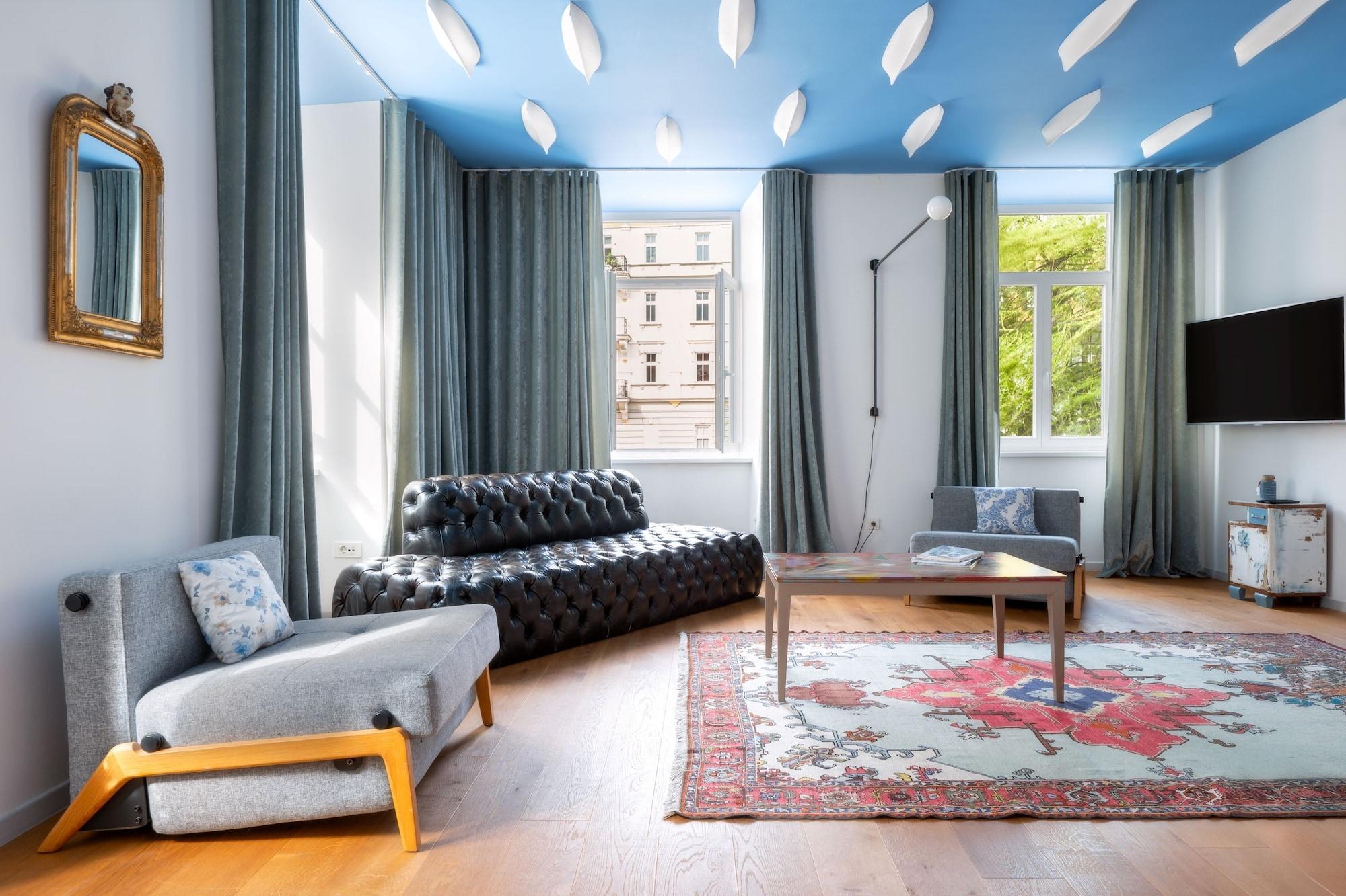 Varios Tromostovje apartments