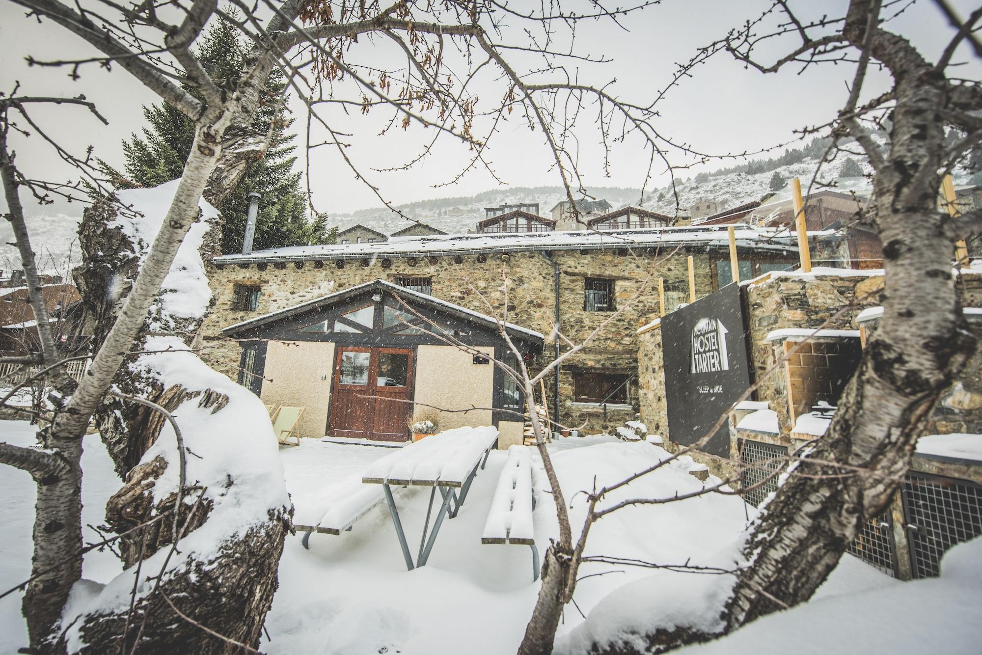 Vista Exterior Mountain Hostel Tarter