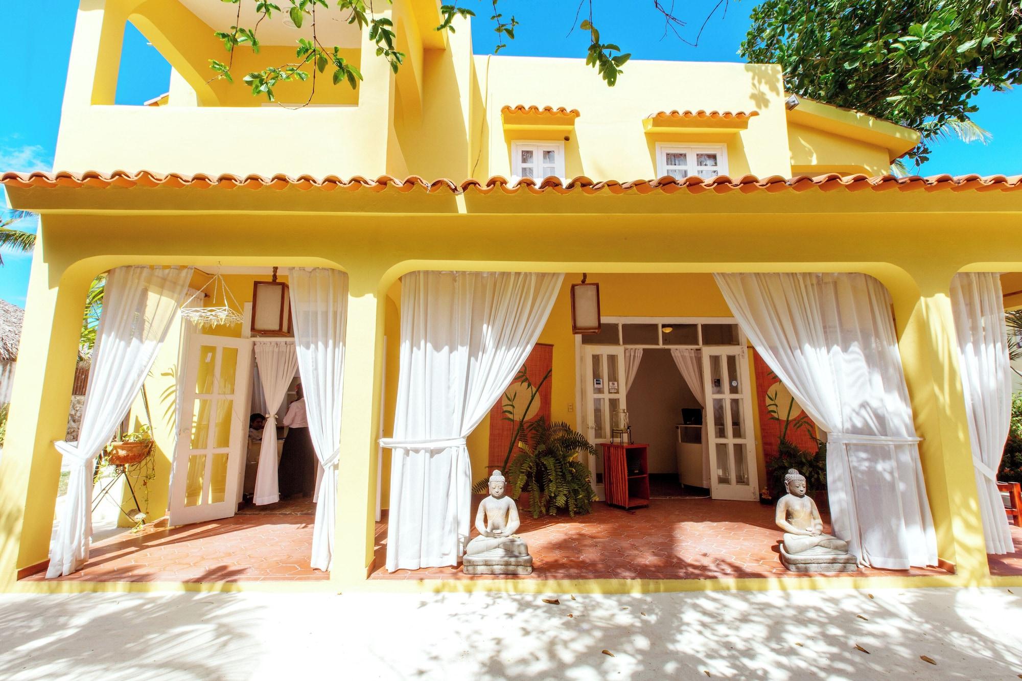 Spa TROPICAL ESCAPE - SUITES and STUDIOS