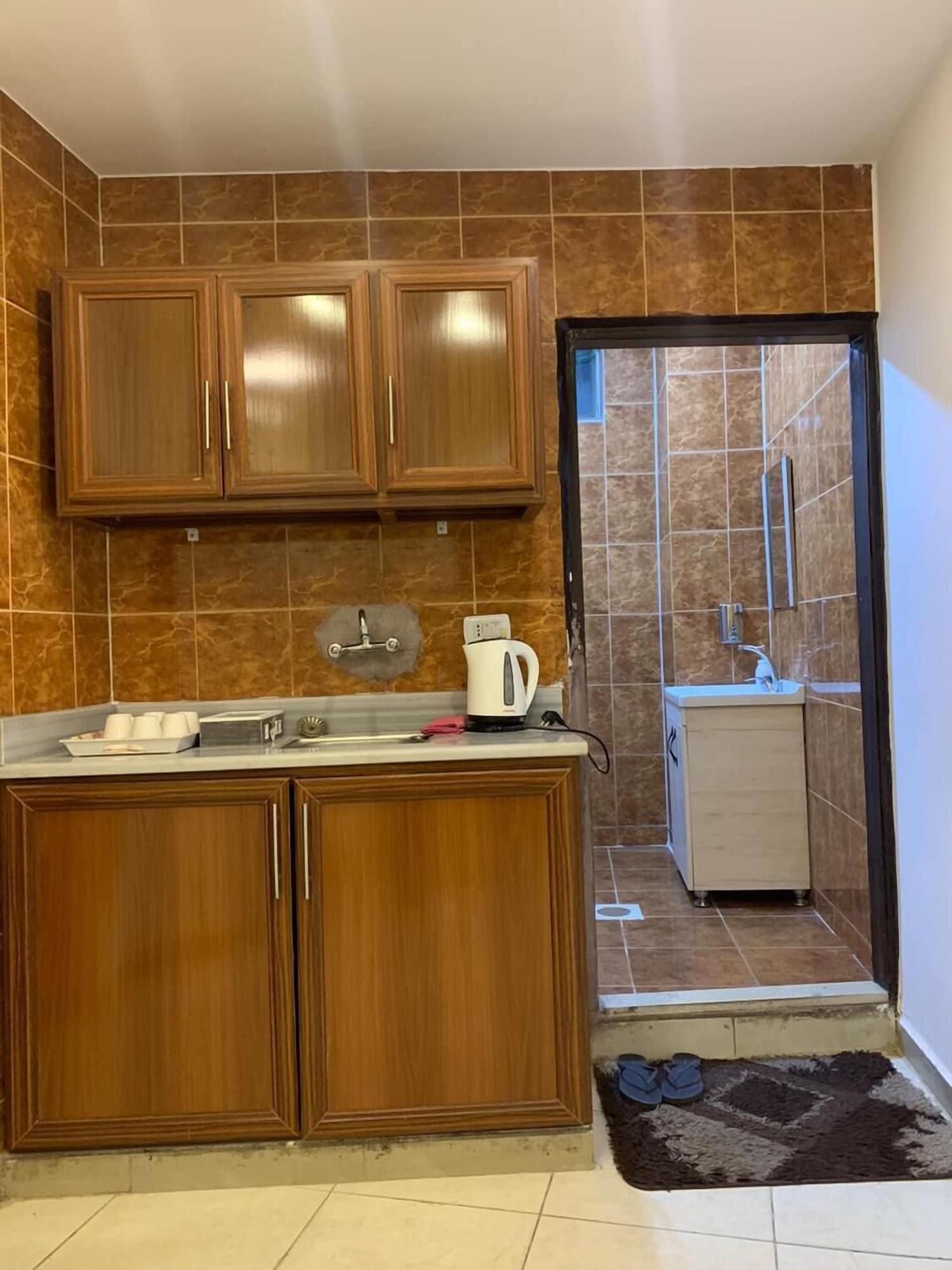 Vista Exterior Petra Cloud 1977 - Wadi Mousa