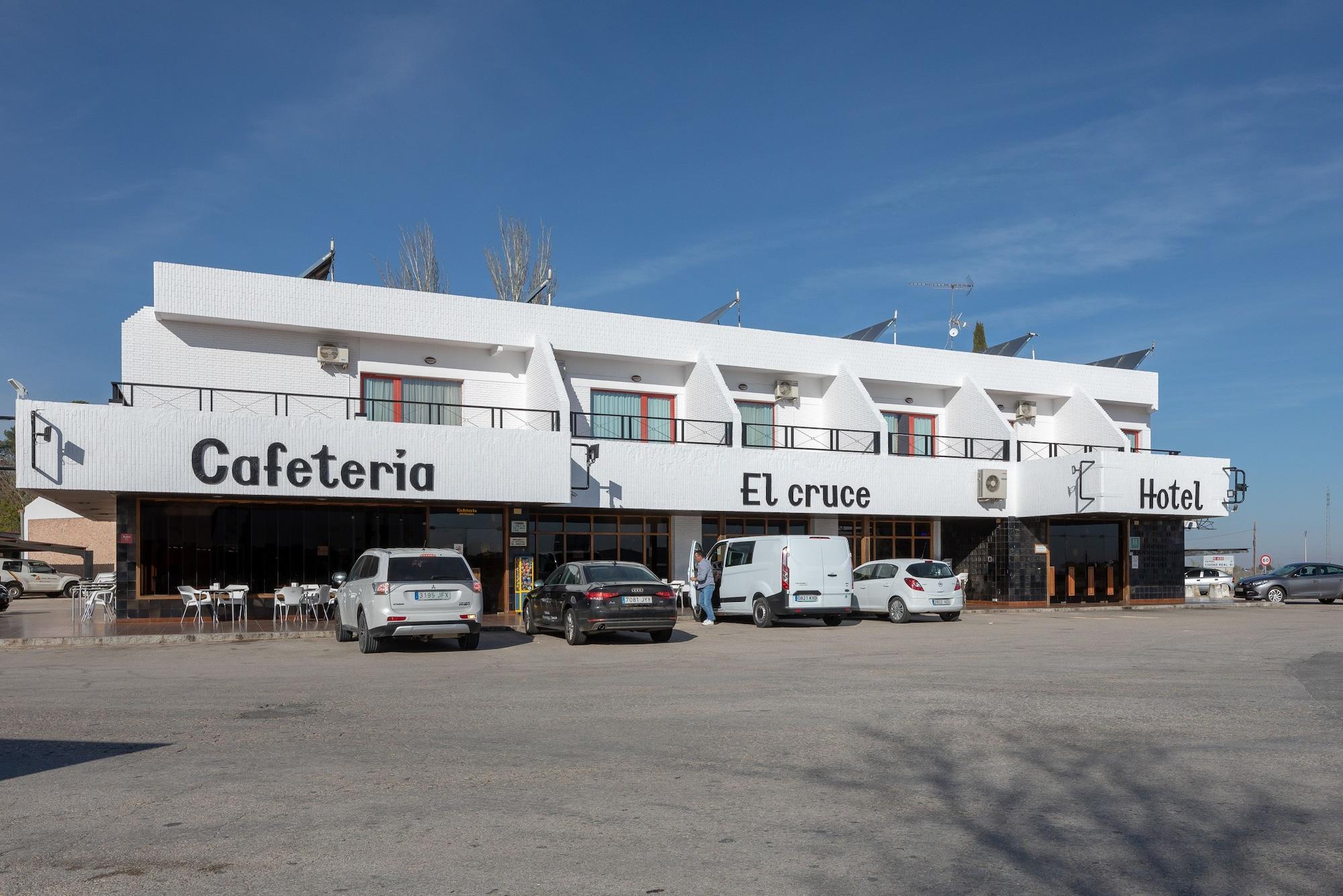 Vista Exterior Hotel El Cruce