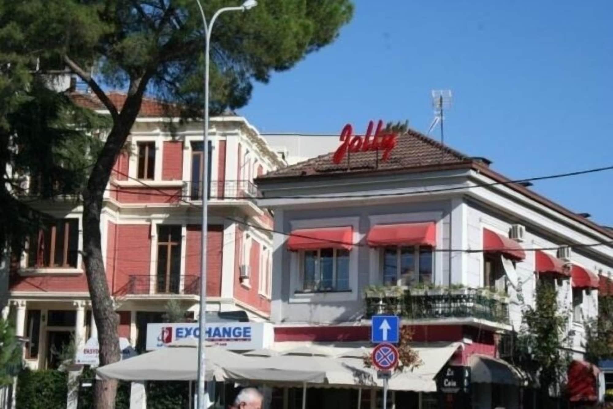 Varios Hotel Jolly