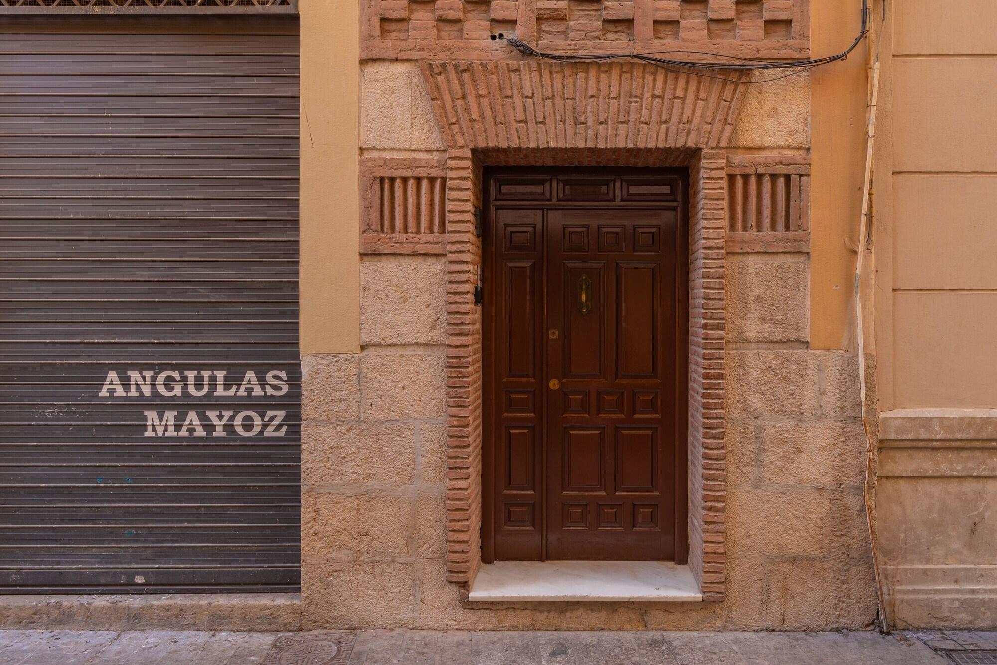 Vista Exterior Feelathome Atarazanas Apartments