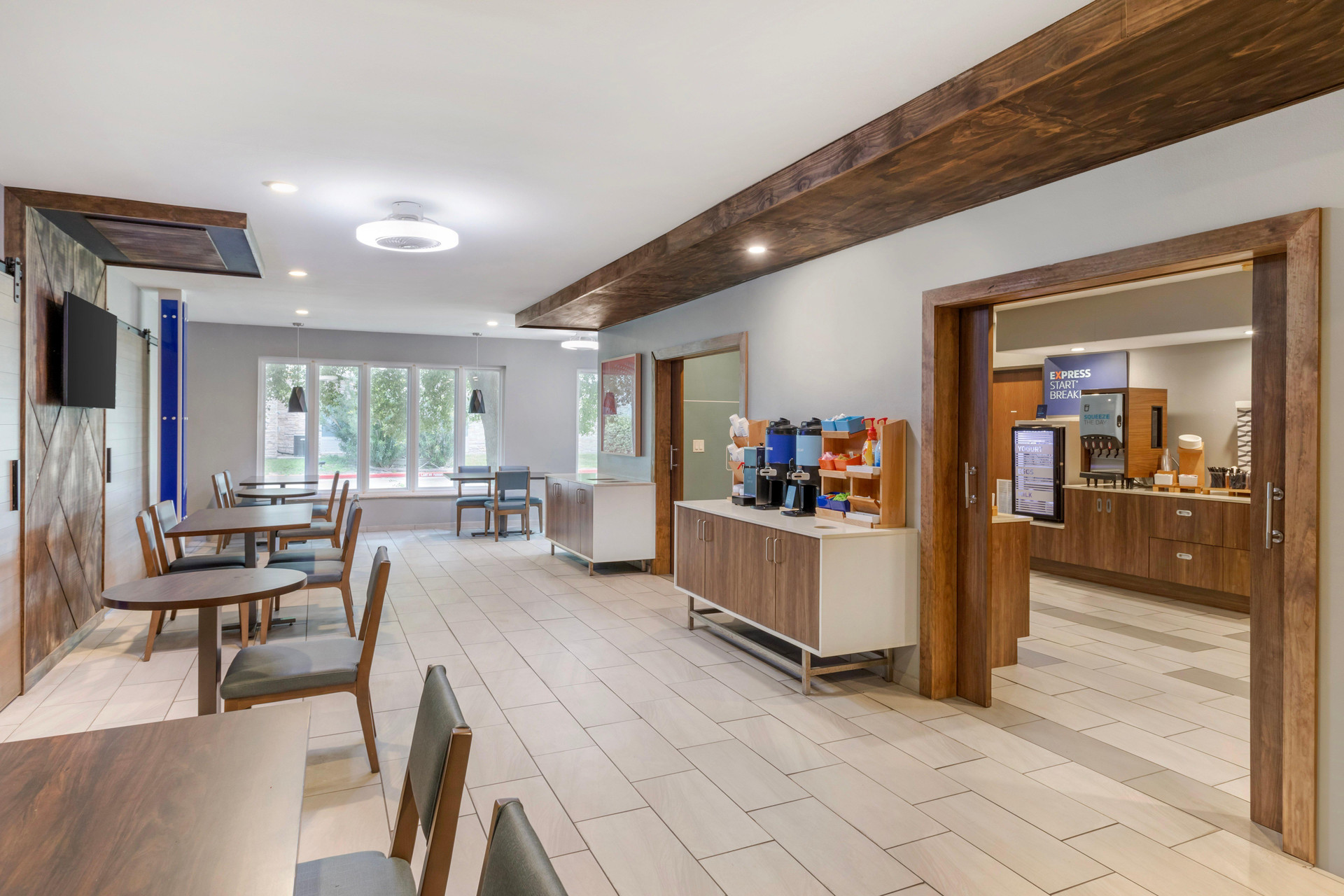 Restaurant Holiday Inn Express & Suites Alice