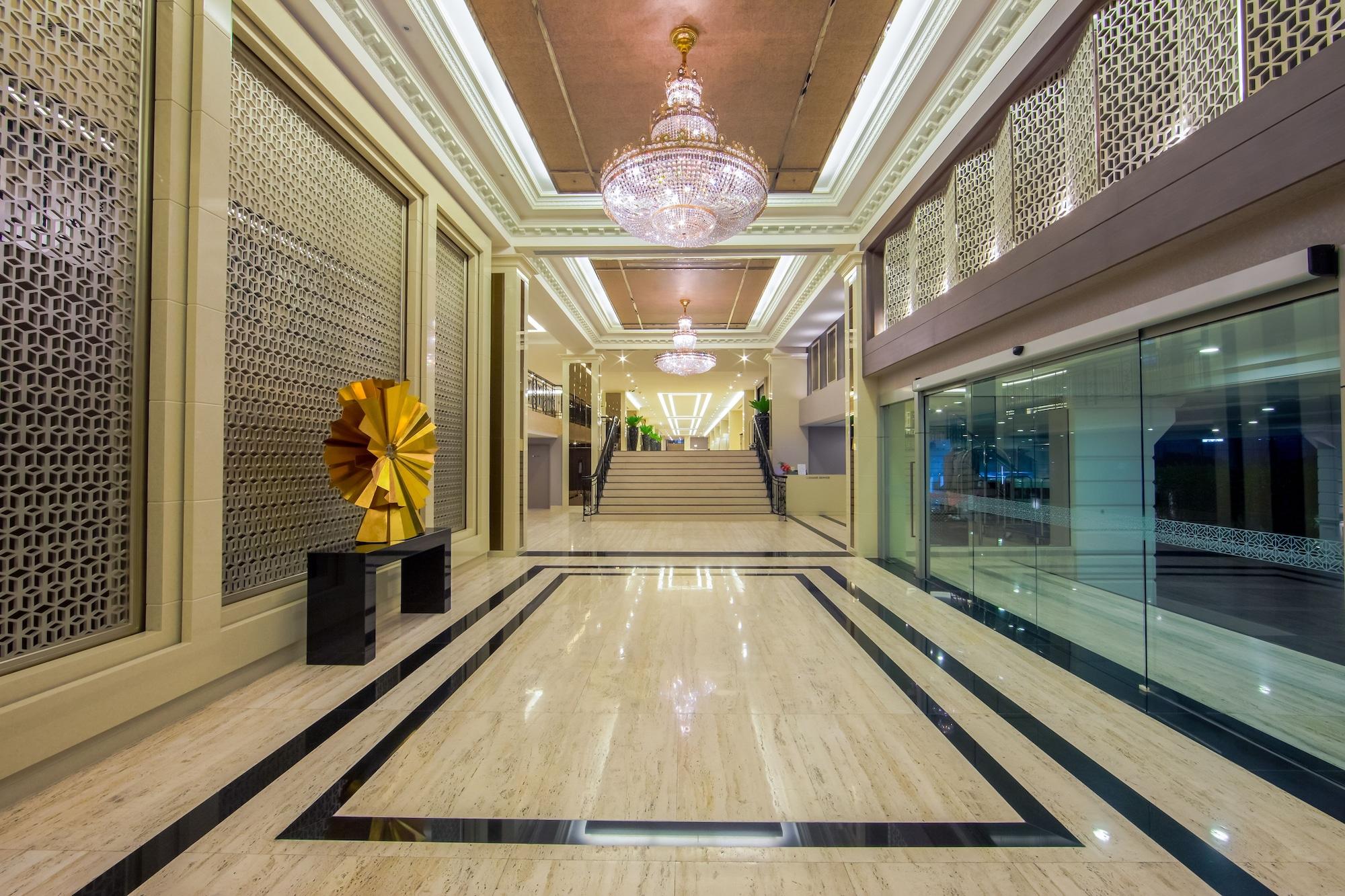 Vista Exterior Mandarin Hotel Managed by Centre Point