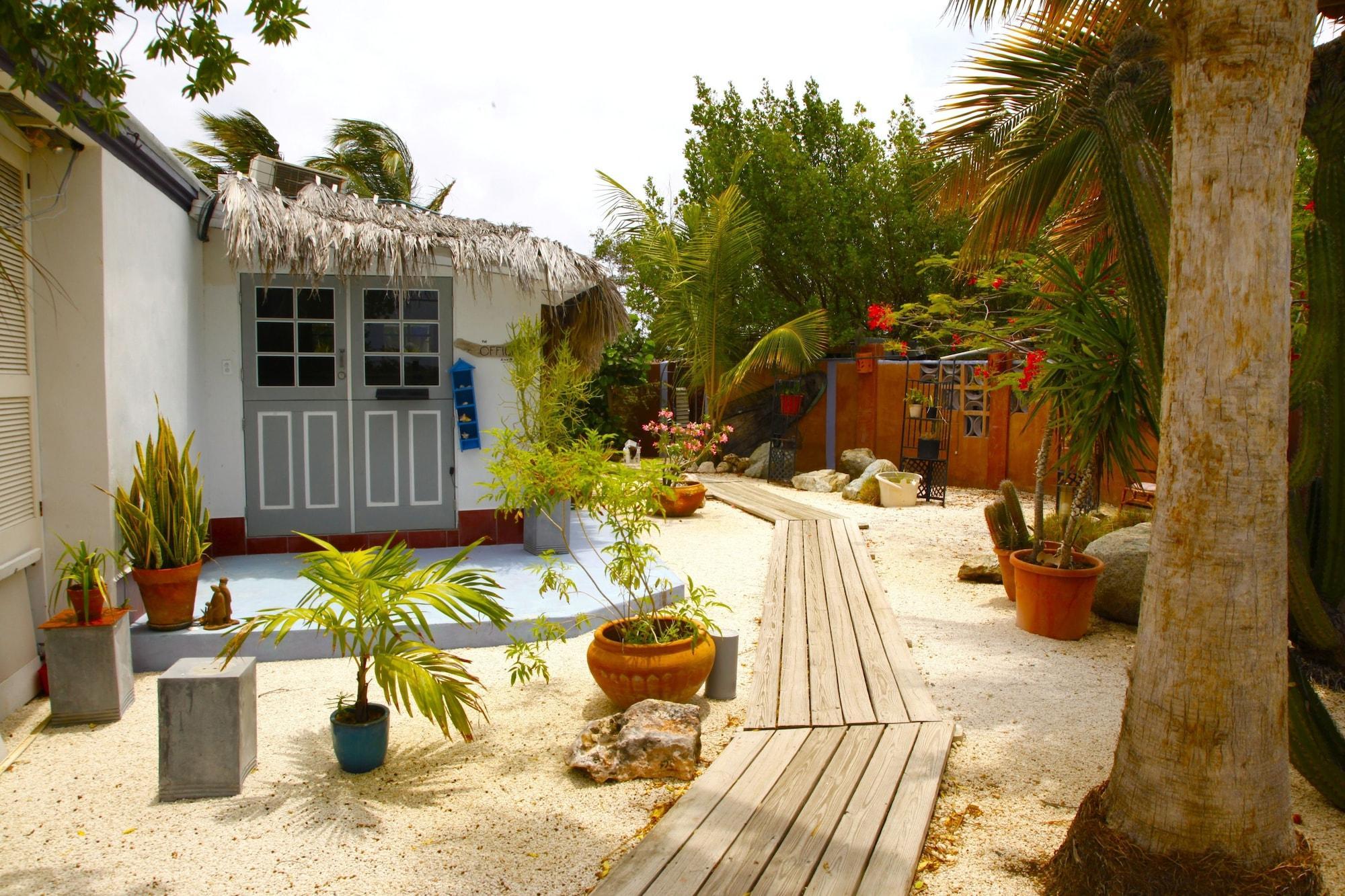 Vista Lobby Beach House Aruba