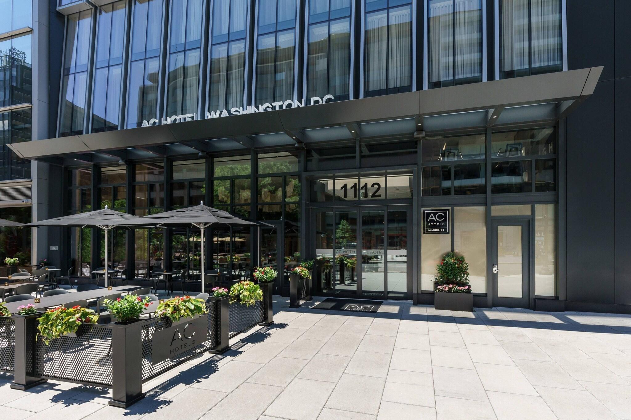 Vista Exterior AC Hotel by Marriott Washington DC Downtown