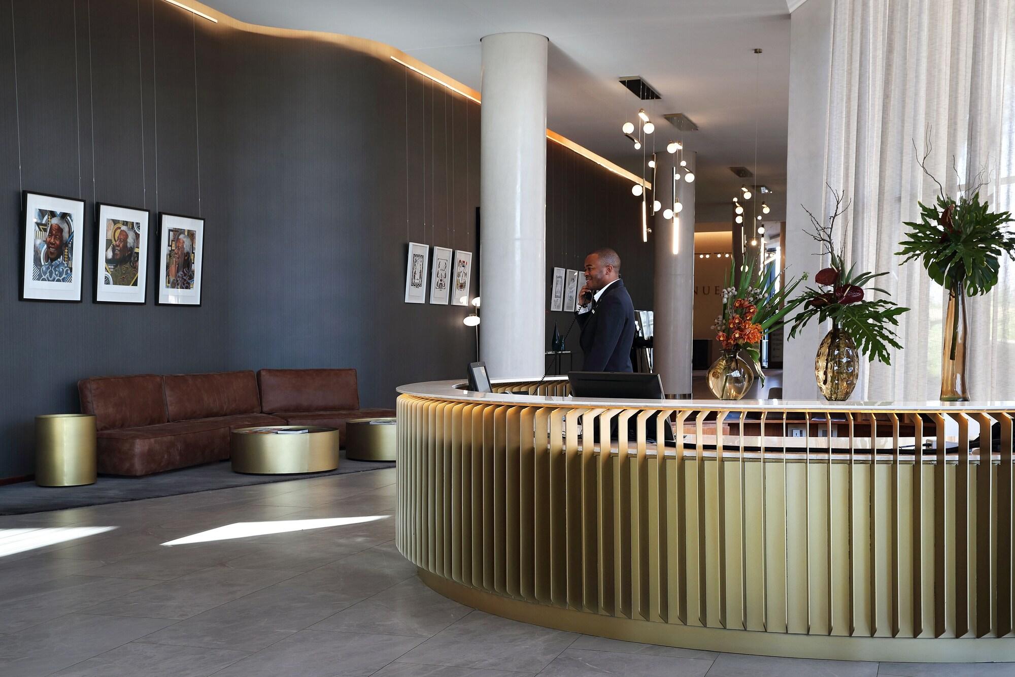 Vista Lobby The Houghton Hotel, Spa, Wellness & Golf
