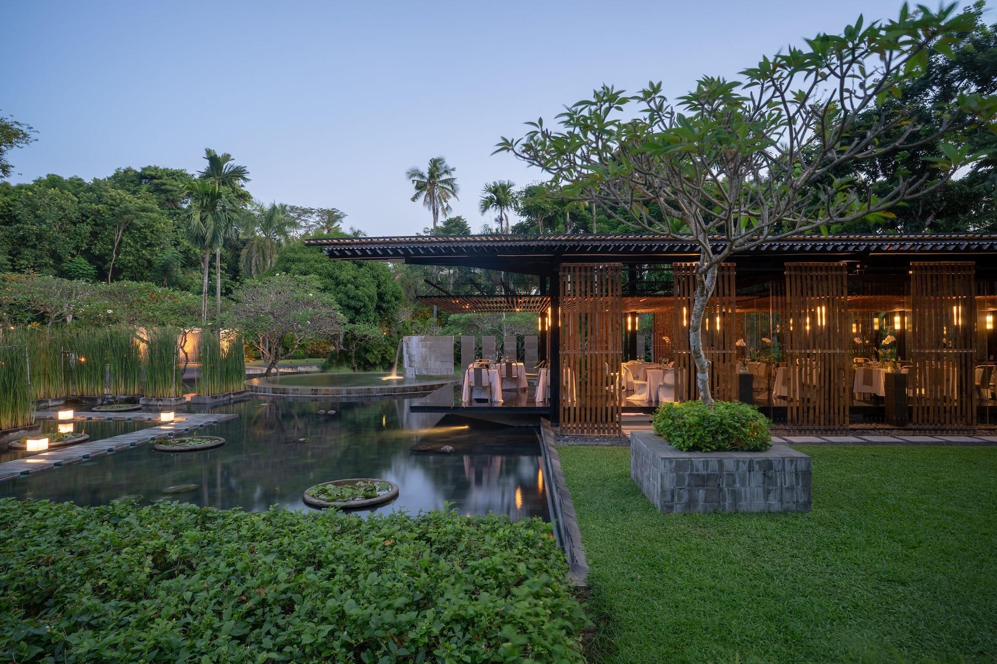 Restaurant Kayumanis Nusa Dua Private Villa & Spa