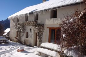Alquiler Vacacional - Beautifully converted old barn near Bourg D'Oisans -19 single beds+2 infant cots