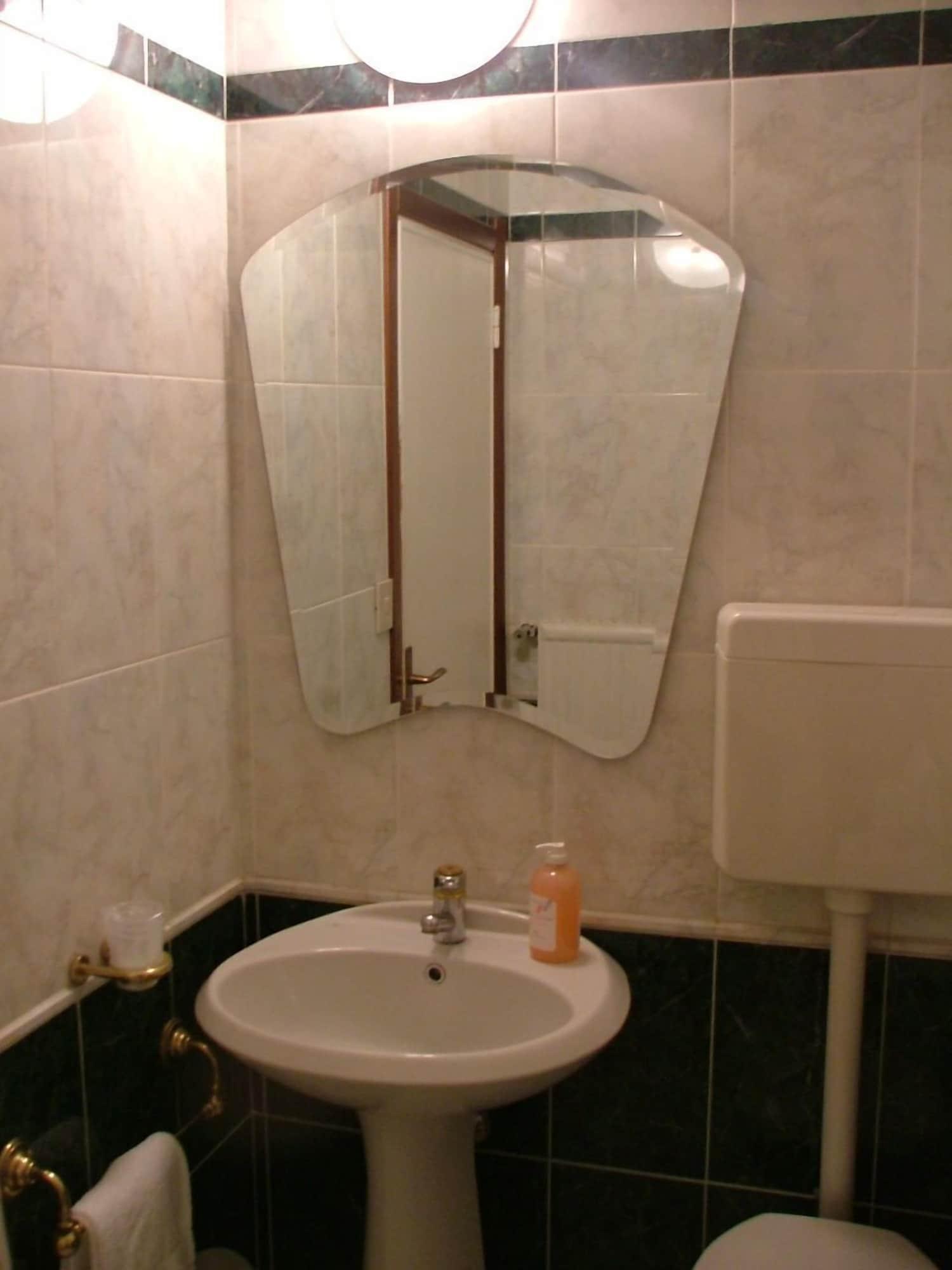 Equipamiento de Habitación Airone Hotel