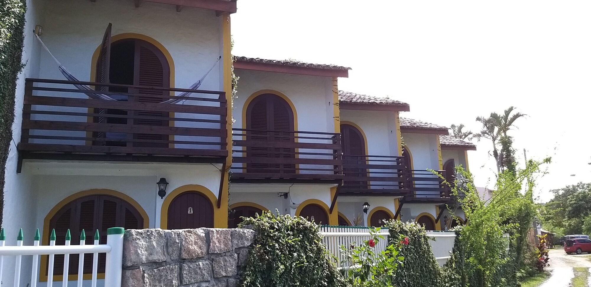 Vista Exterior Pousada Rumi's