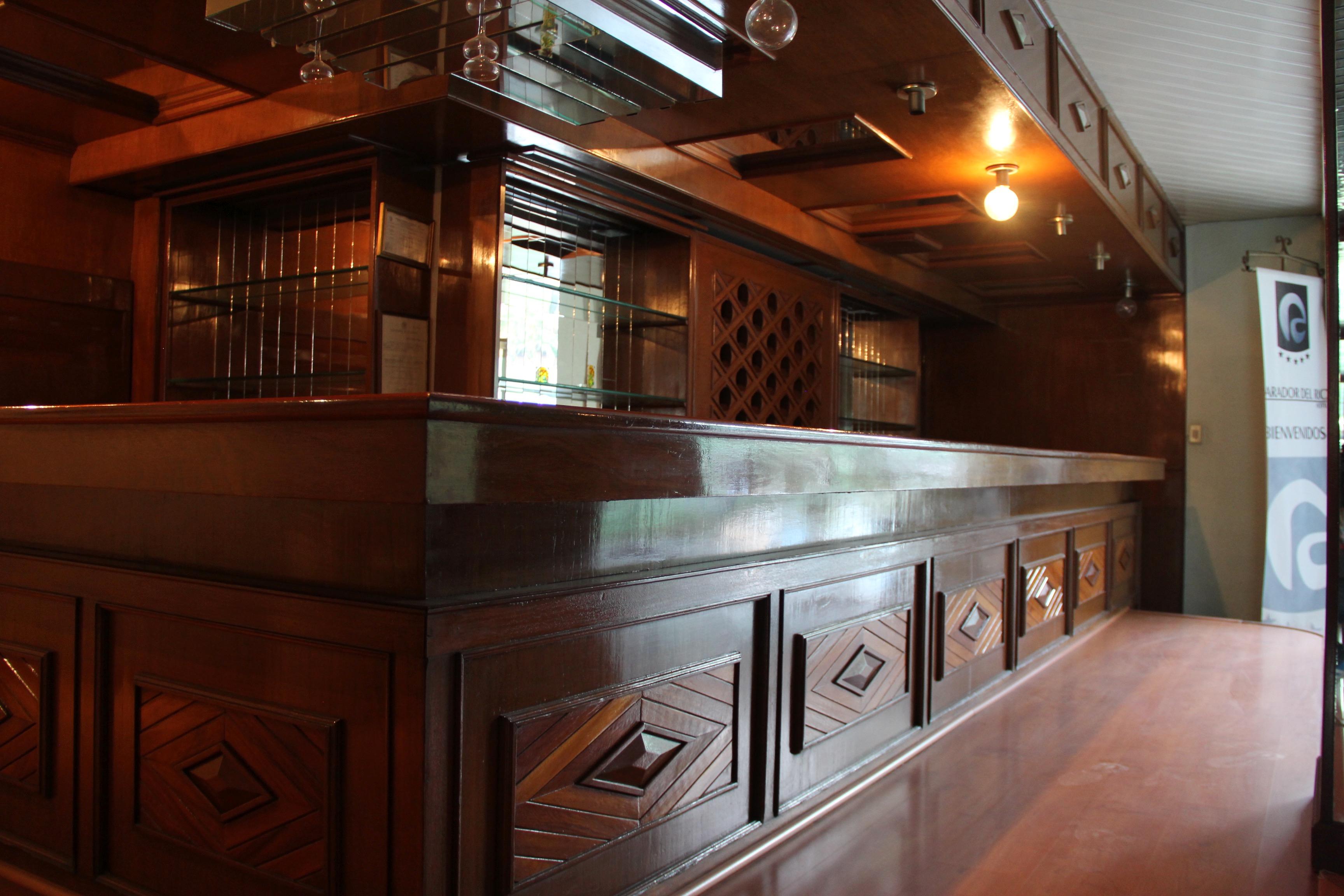 Bar/Salón Hotel Parador del Río