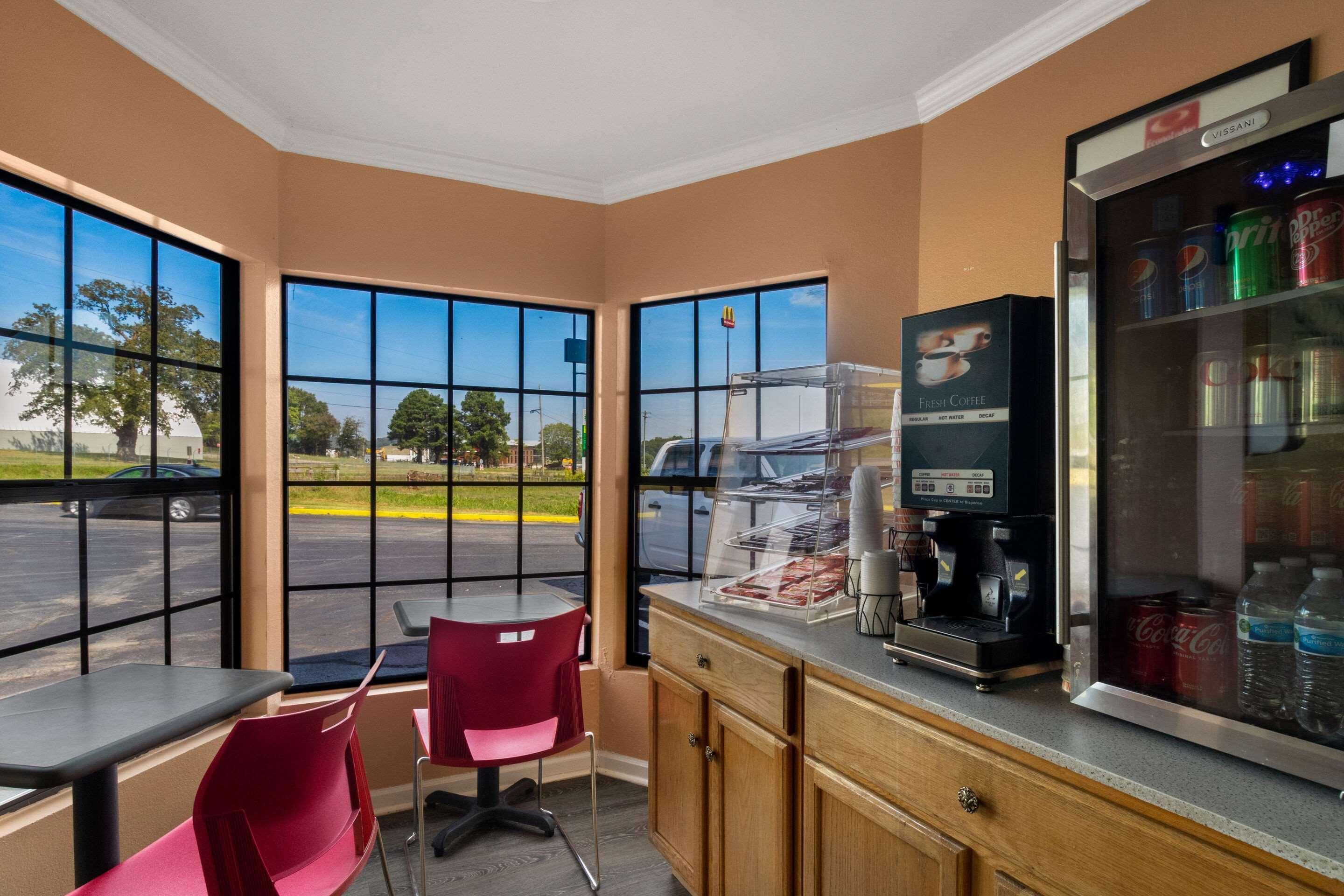Vista Lobby Econo Lodge Cornersville