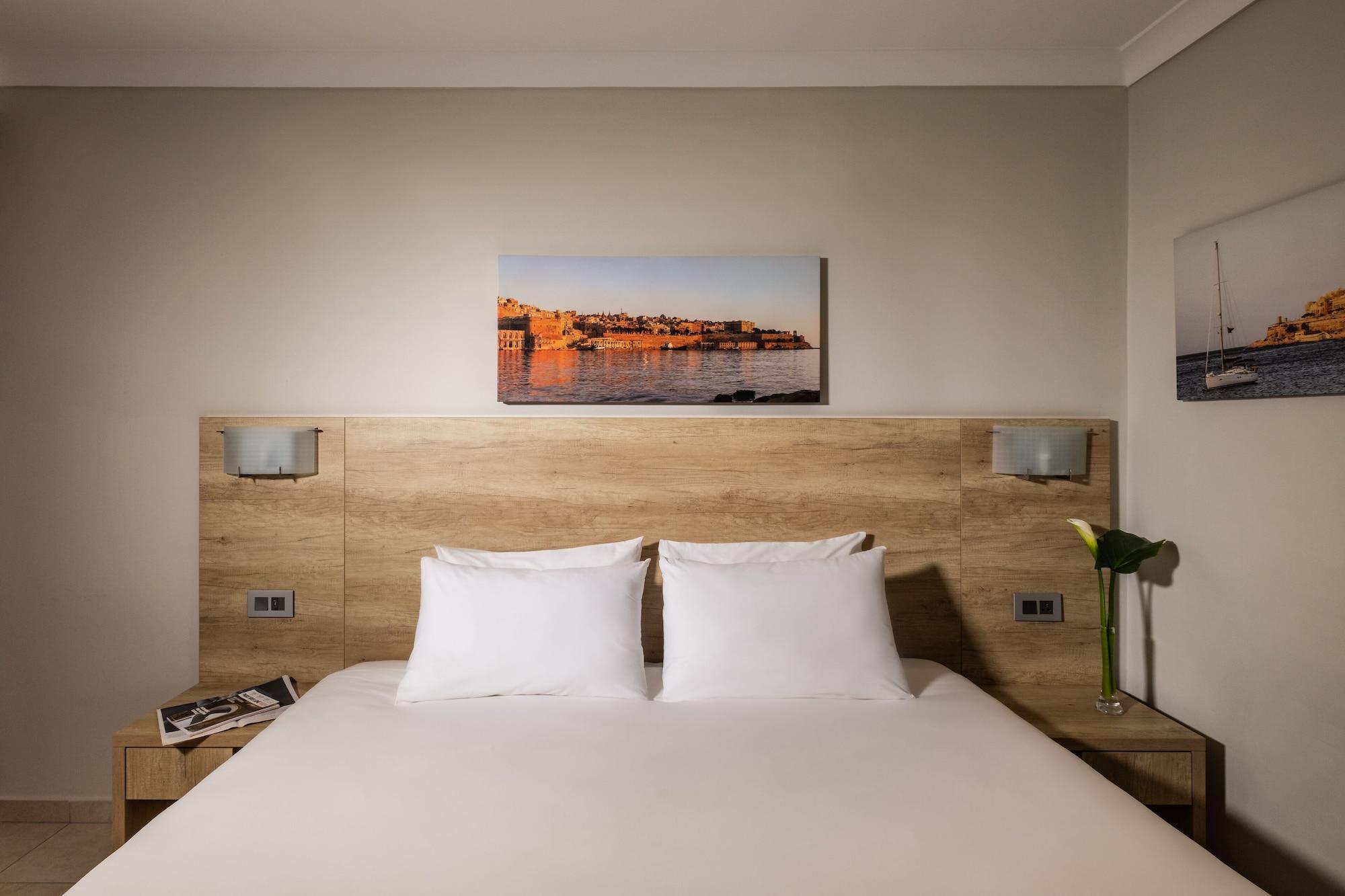 Habitación QAWRA Palace Resort & SPA