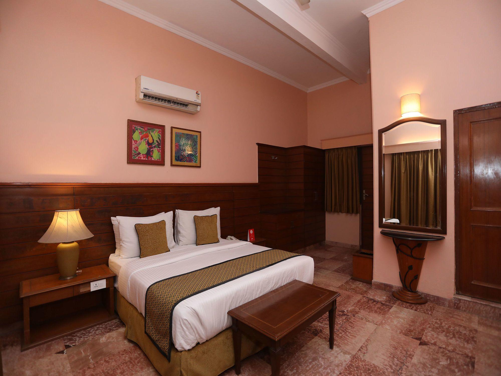 Varios Capital O 10953 Dayal Lodge - A Boutique Hotel