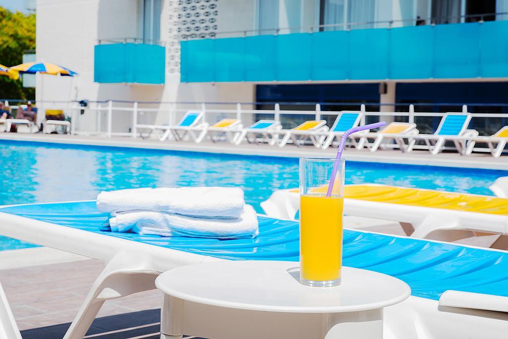 Vista Piscina Aparthotel Ona Palamos