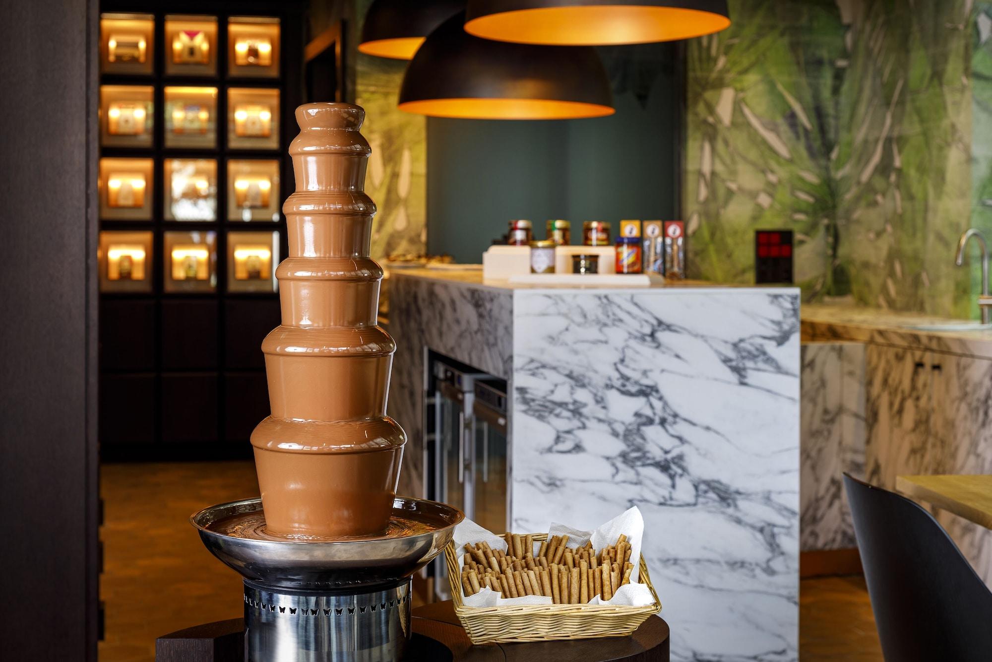 Varios Swiss Chocolate by Fassbind