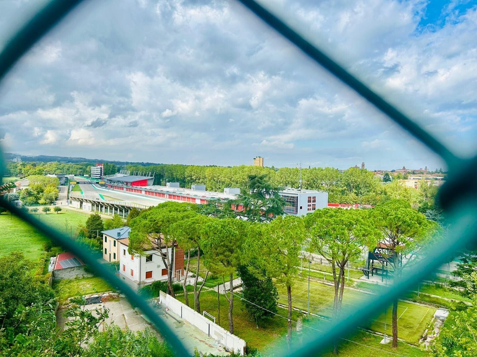 Vista Exterior Smart Hotel Autodromo