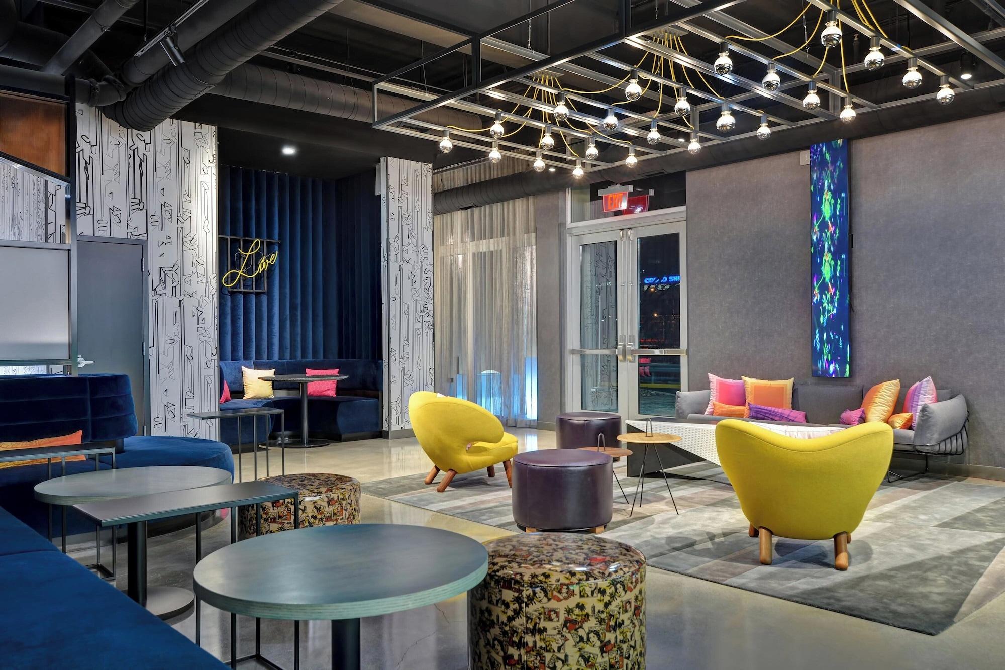 Vista Lobby Aloft Secaucus Meadowlands
