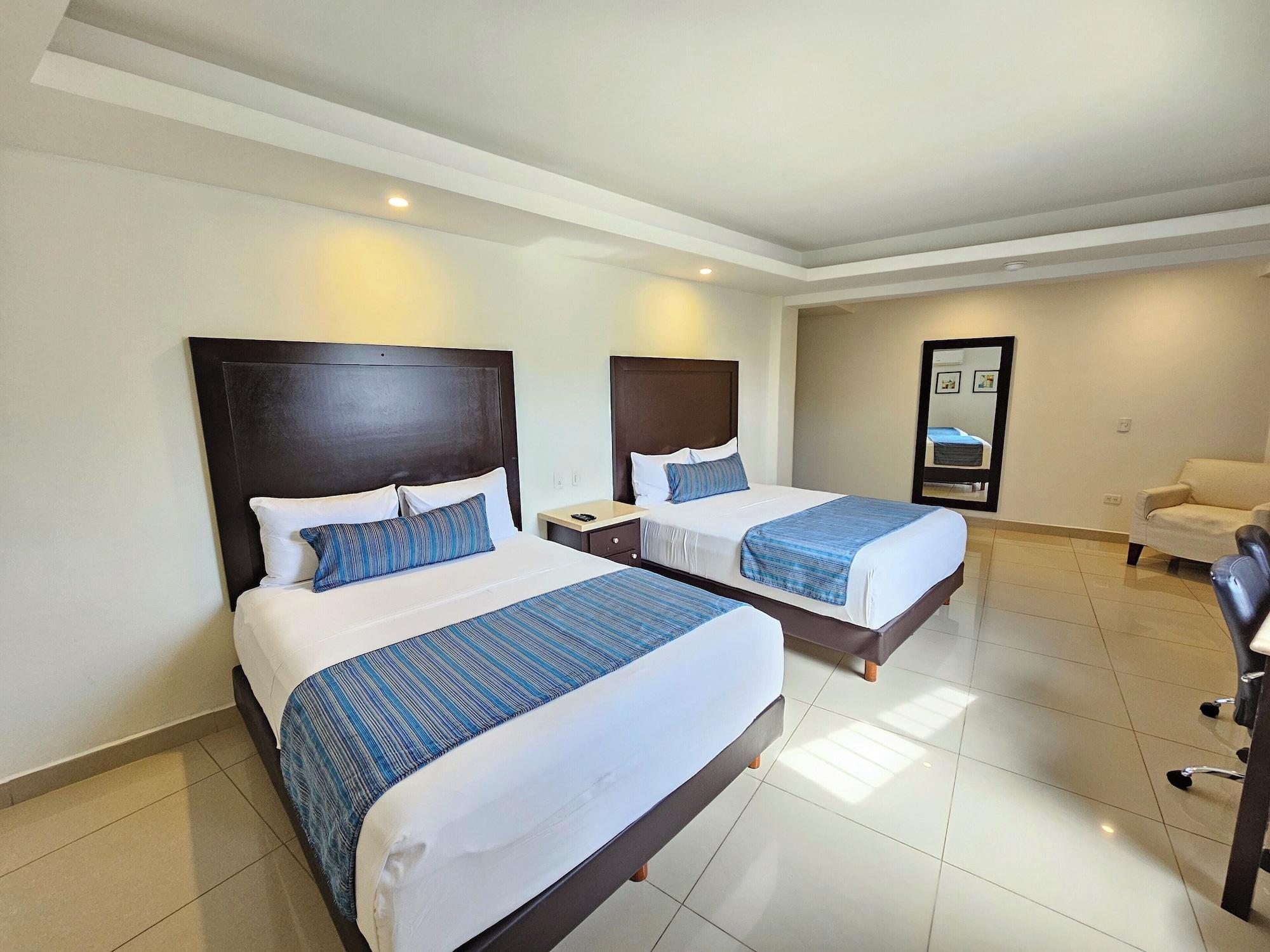 Varios Maria Elena Hotel