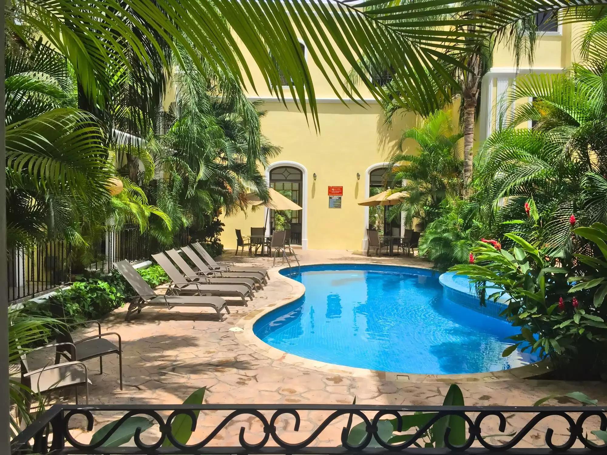 Vista da piscina Gran Real Yucatán