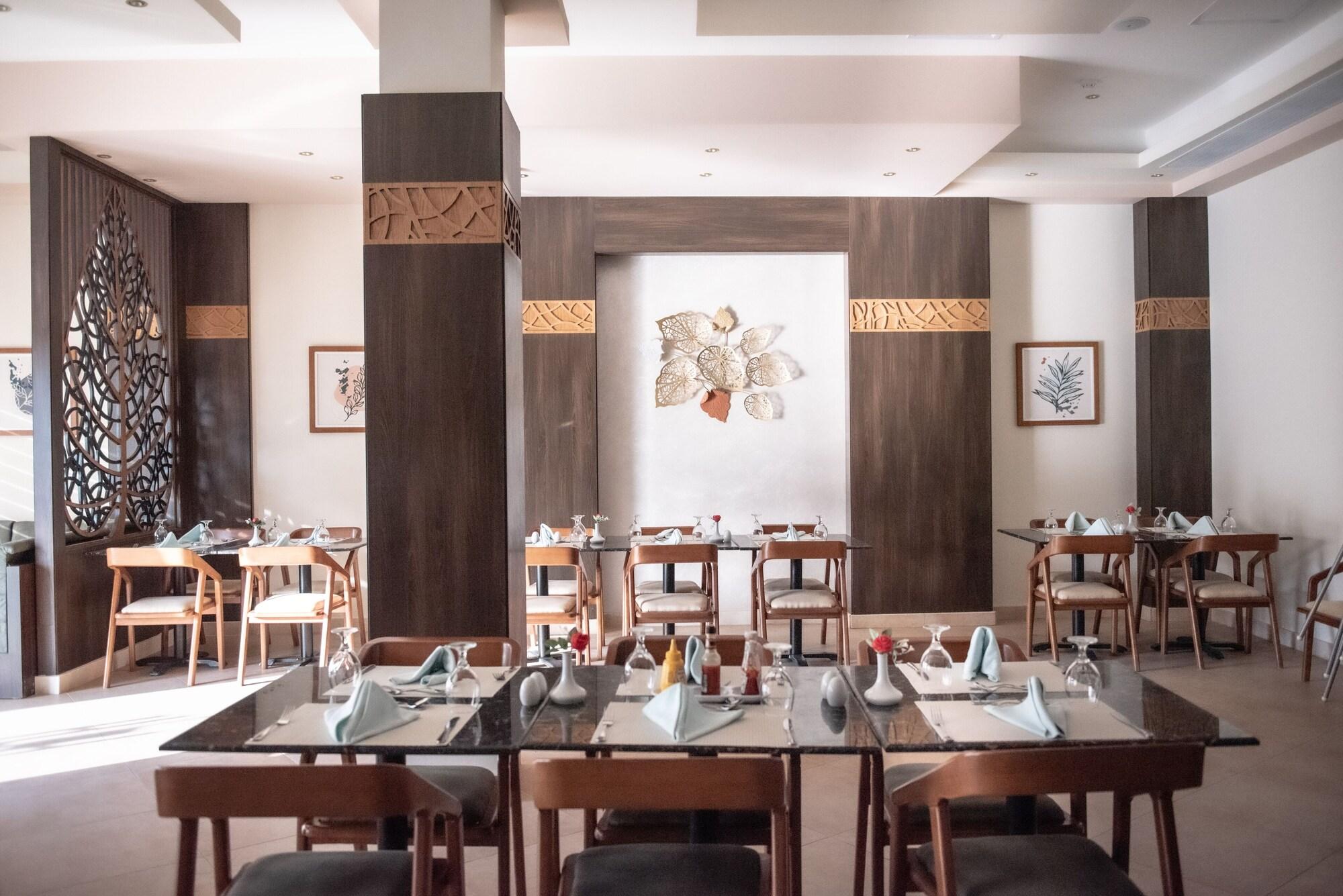 Restaurant Oyster Bay Beach Suites