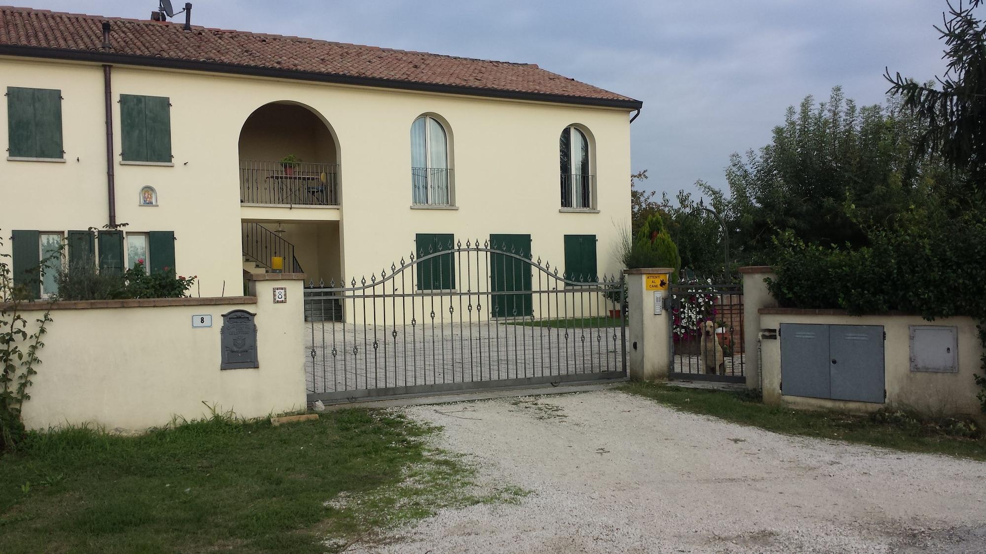 Varios B&B Ottoemmezzo