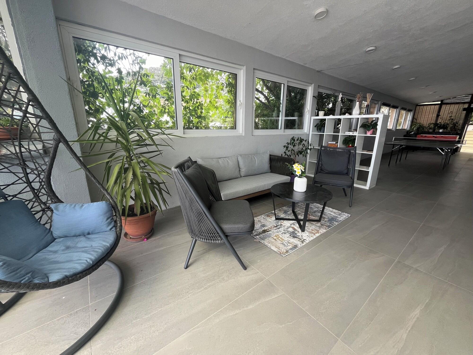 Vista Lobby Dela