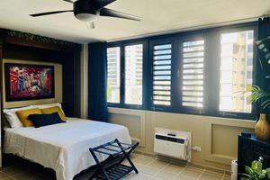 Alquiler Vacacional - Cozy Beach Gem: Beach Access, WiFi & Free Parking