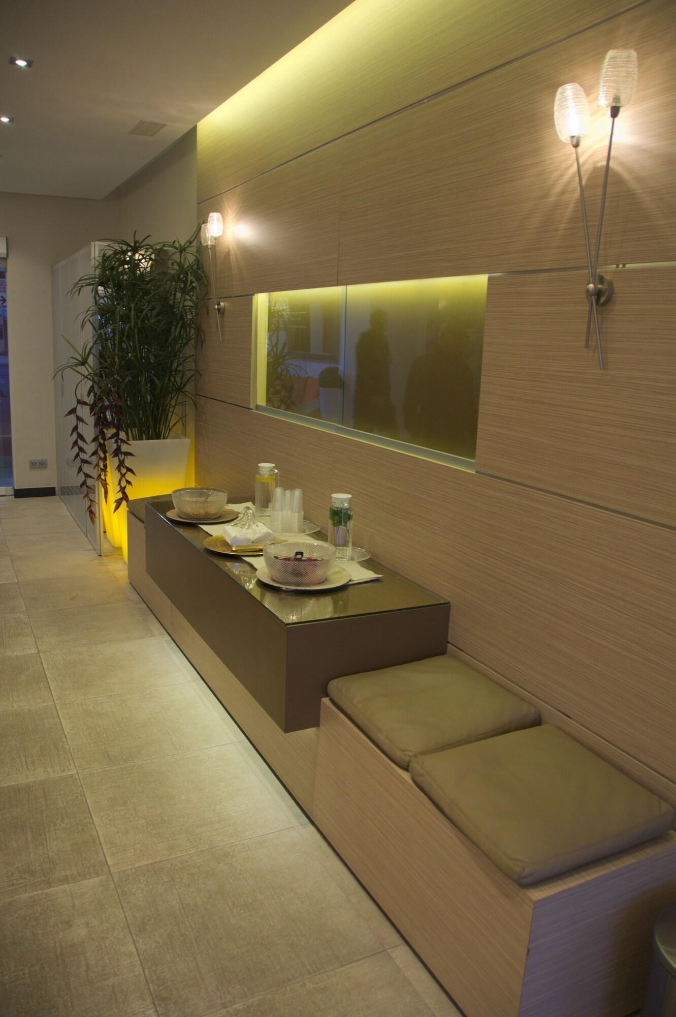 Vista Lobby Apartamentos Marola Park