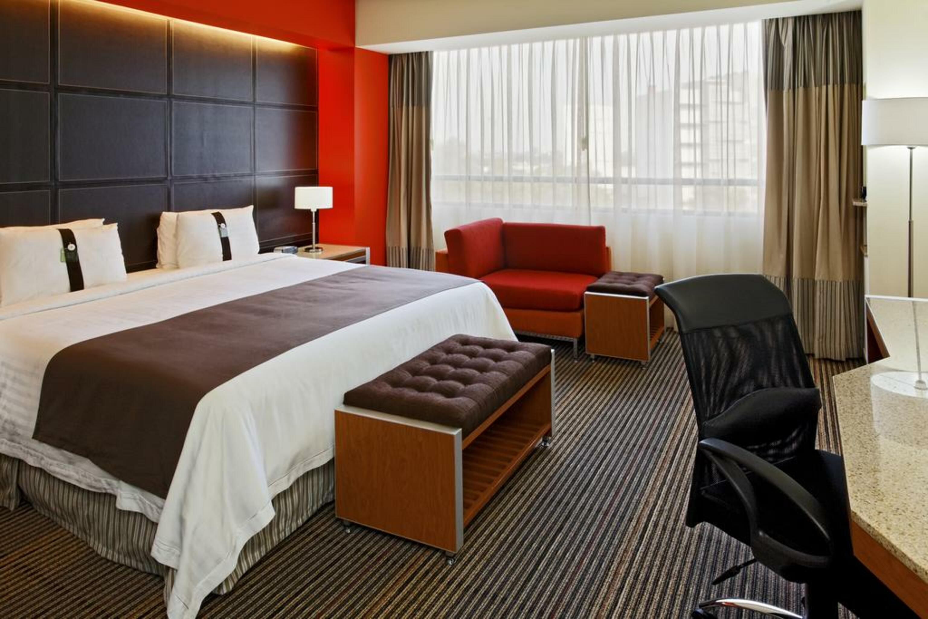Suite Holiday Inn Mexico City - Plaza Universidad by IHG