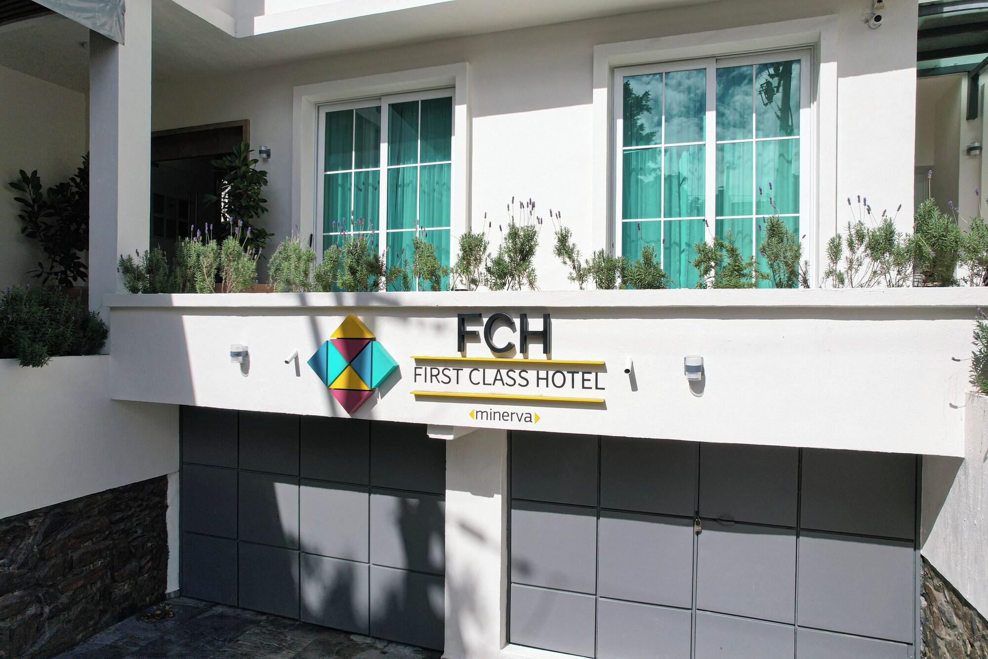 Vista Exterior FCH Hotel Minerva-CAS