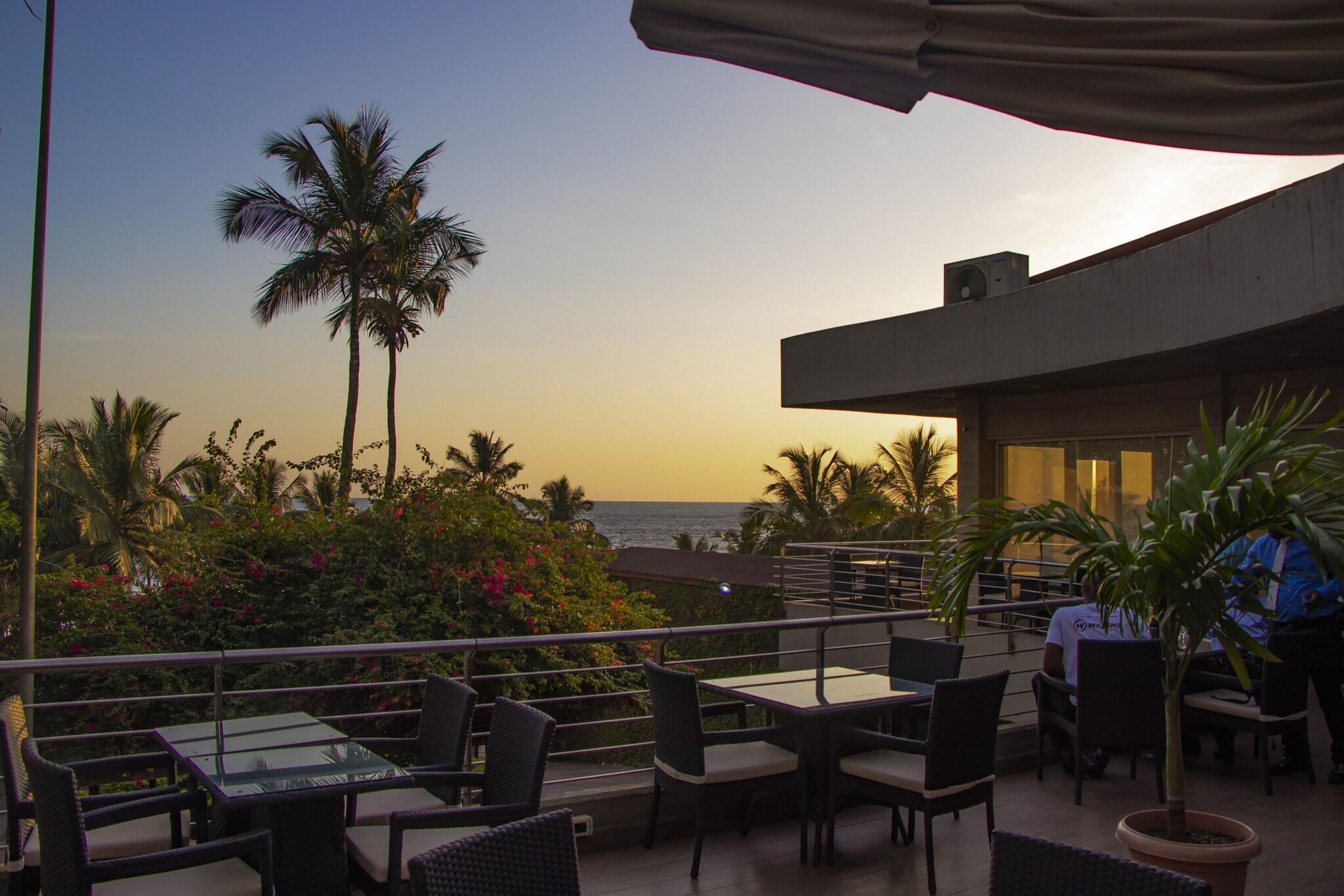 Vista Exterior Mamba Point Hotel