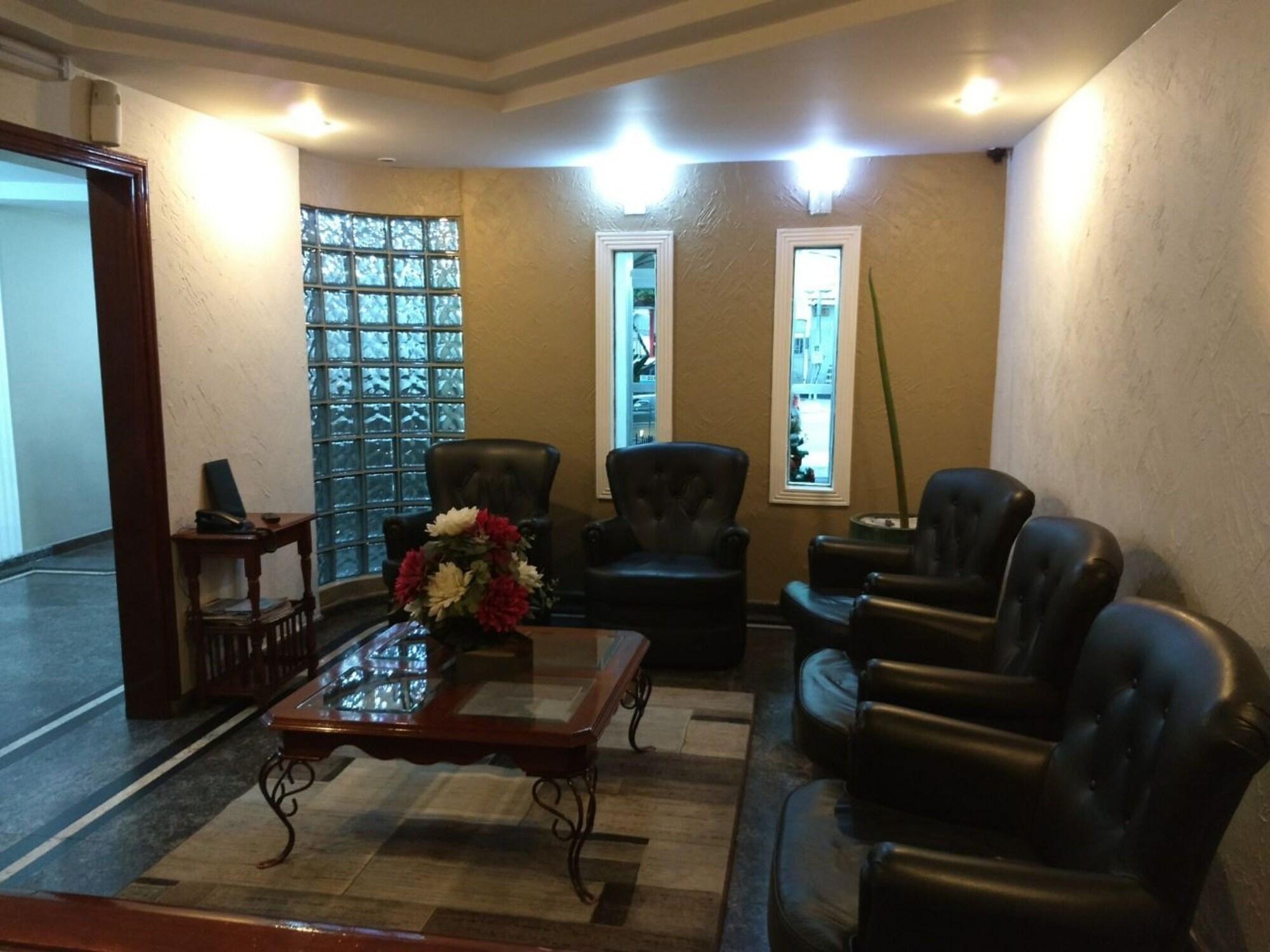 Vista Lobby Filadelfia Hotel