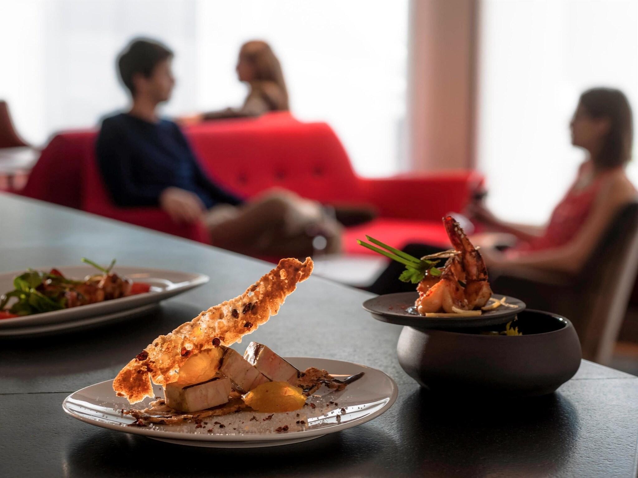 Bar/Salón Mercure Paris CDG Airport & Convention