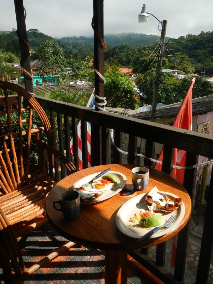 Restaurant Hotel and Hostal Berakah Copan