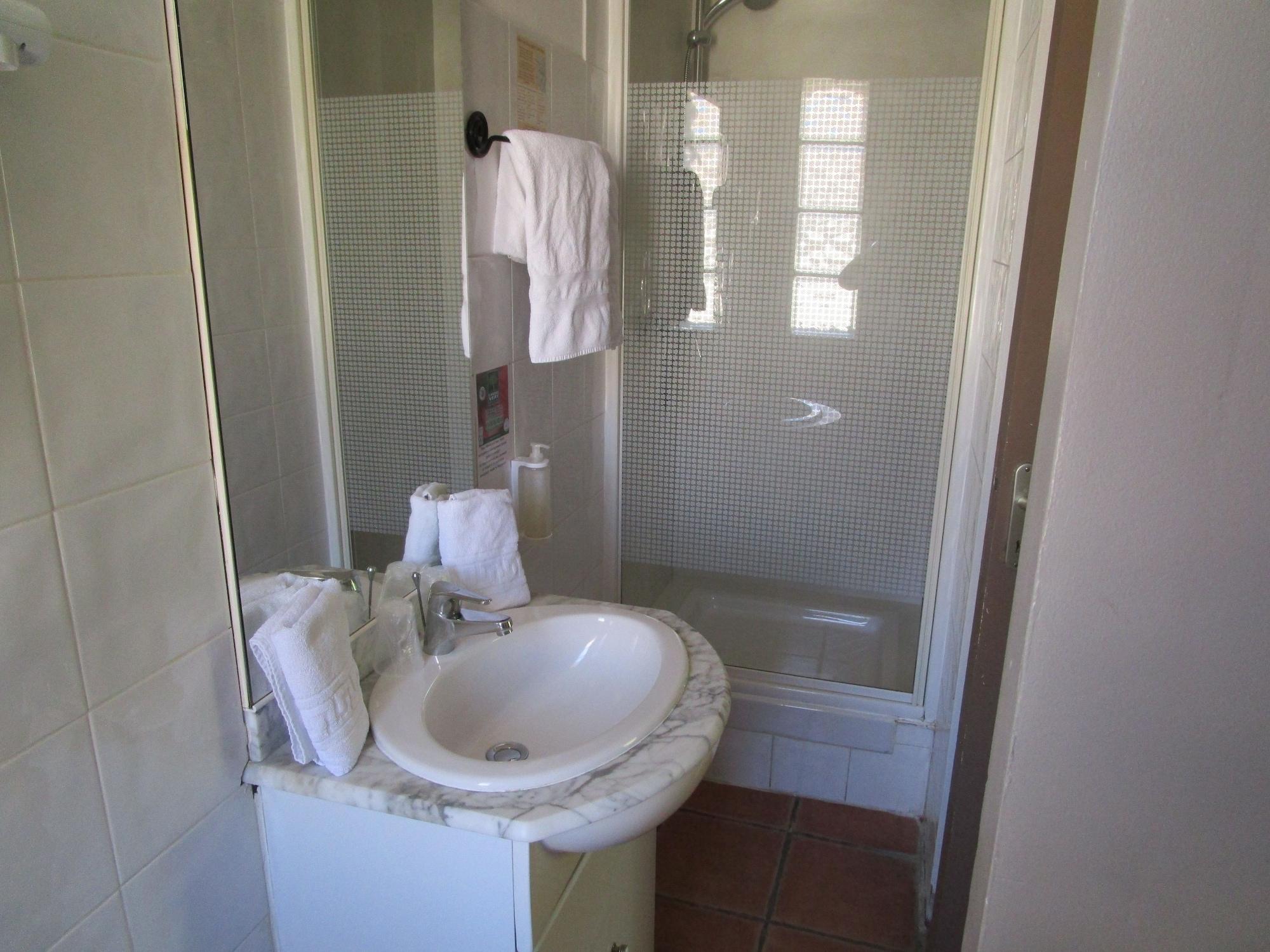 Equipamiento de Habitación Hotel Restaurant l'Escapade