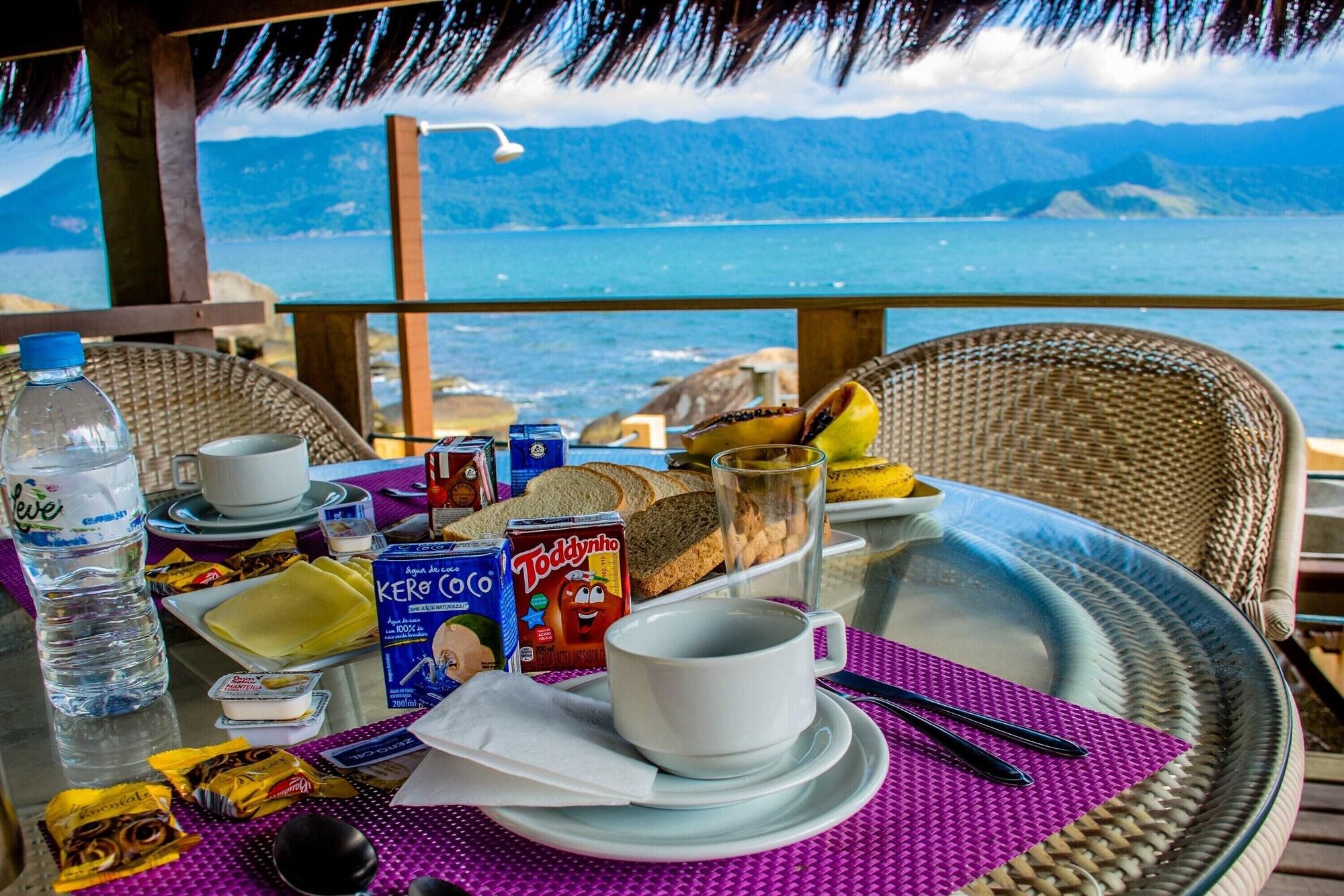 Restaurant Pousada Isola Bella - Sobre o Mar